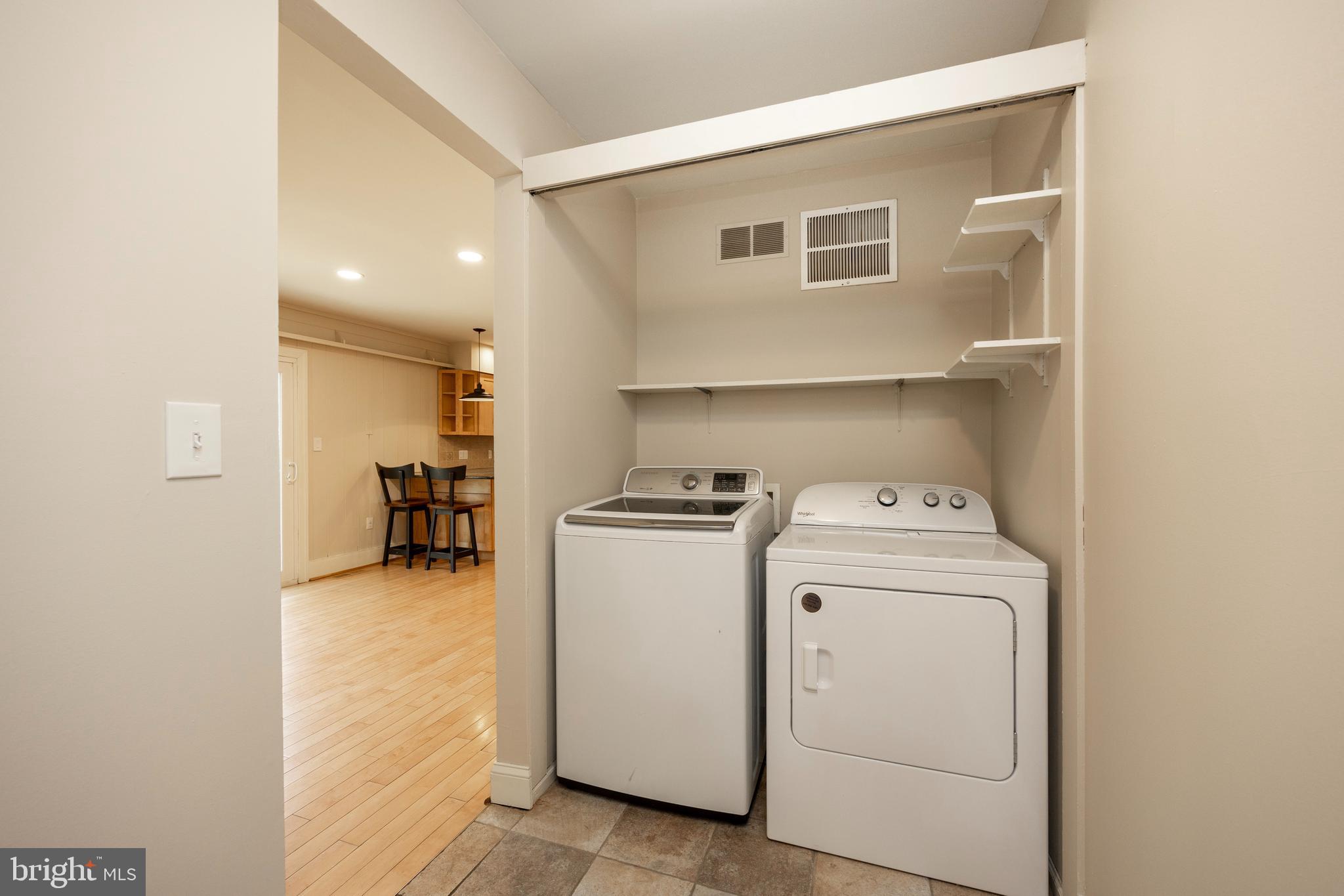 SUNSET GROVE - Residential