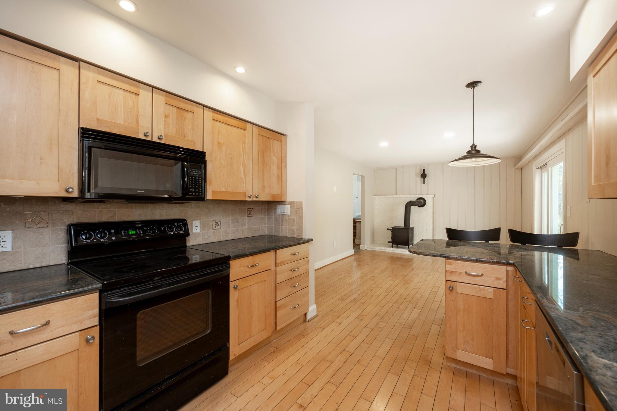 SUNSET GROVE - Residential