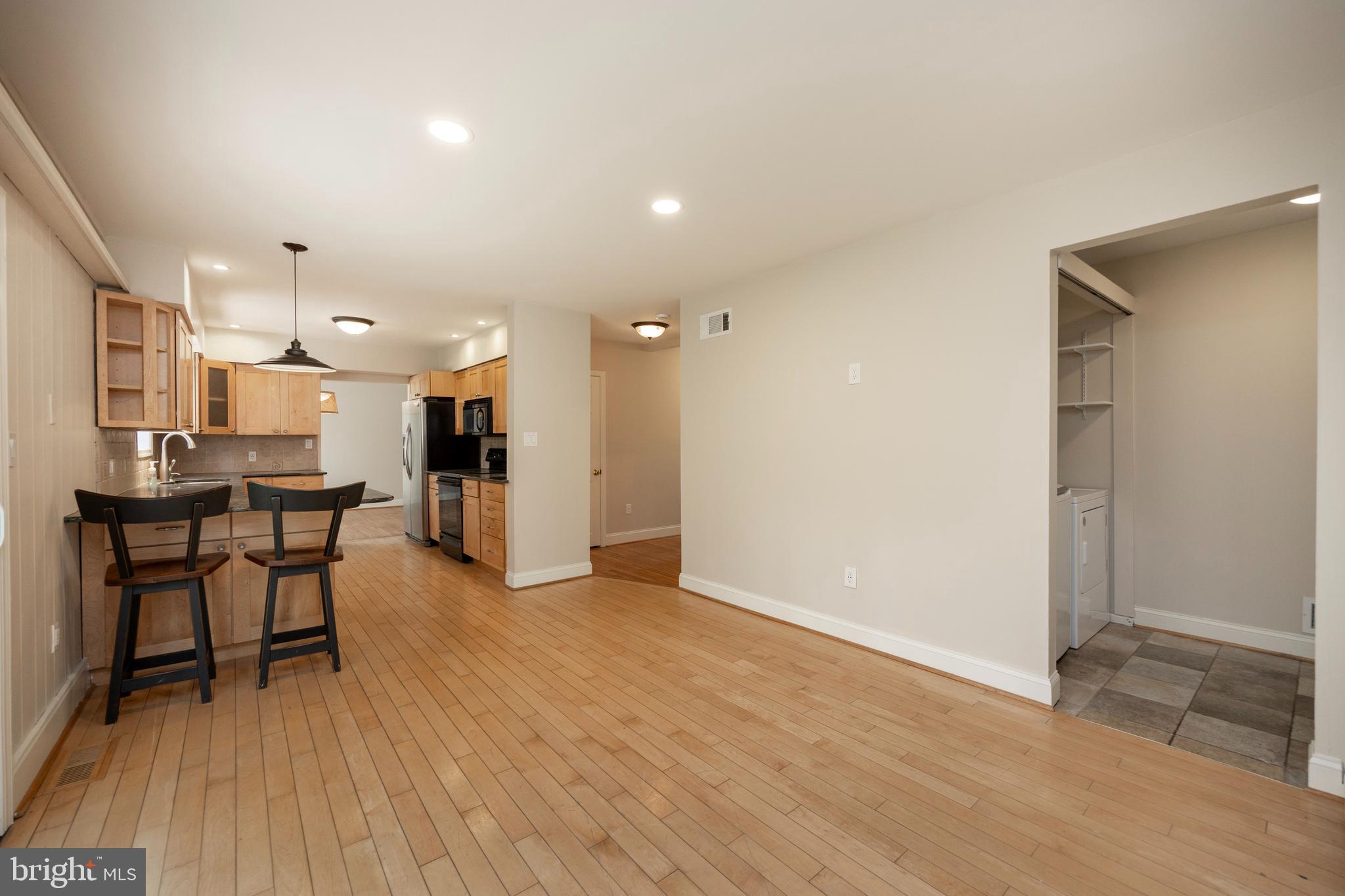 SUNSET GROVE - Residential