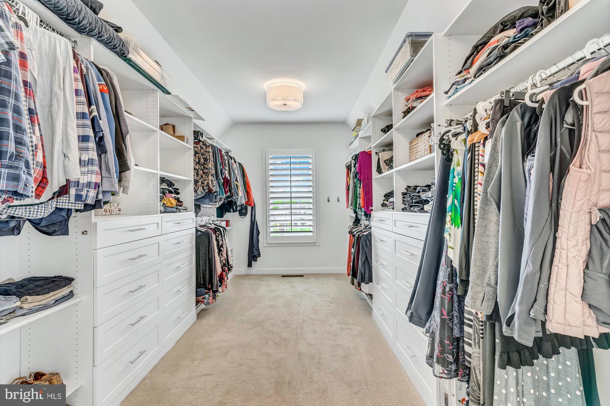 TIMBERLAKE ESTATES - Residential