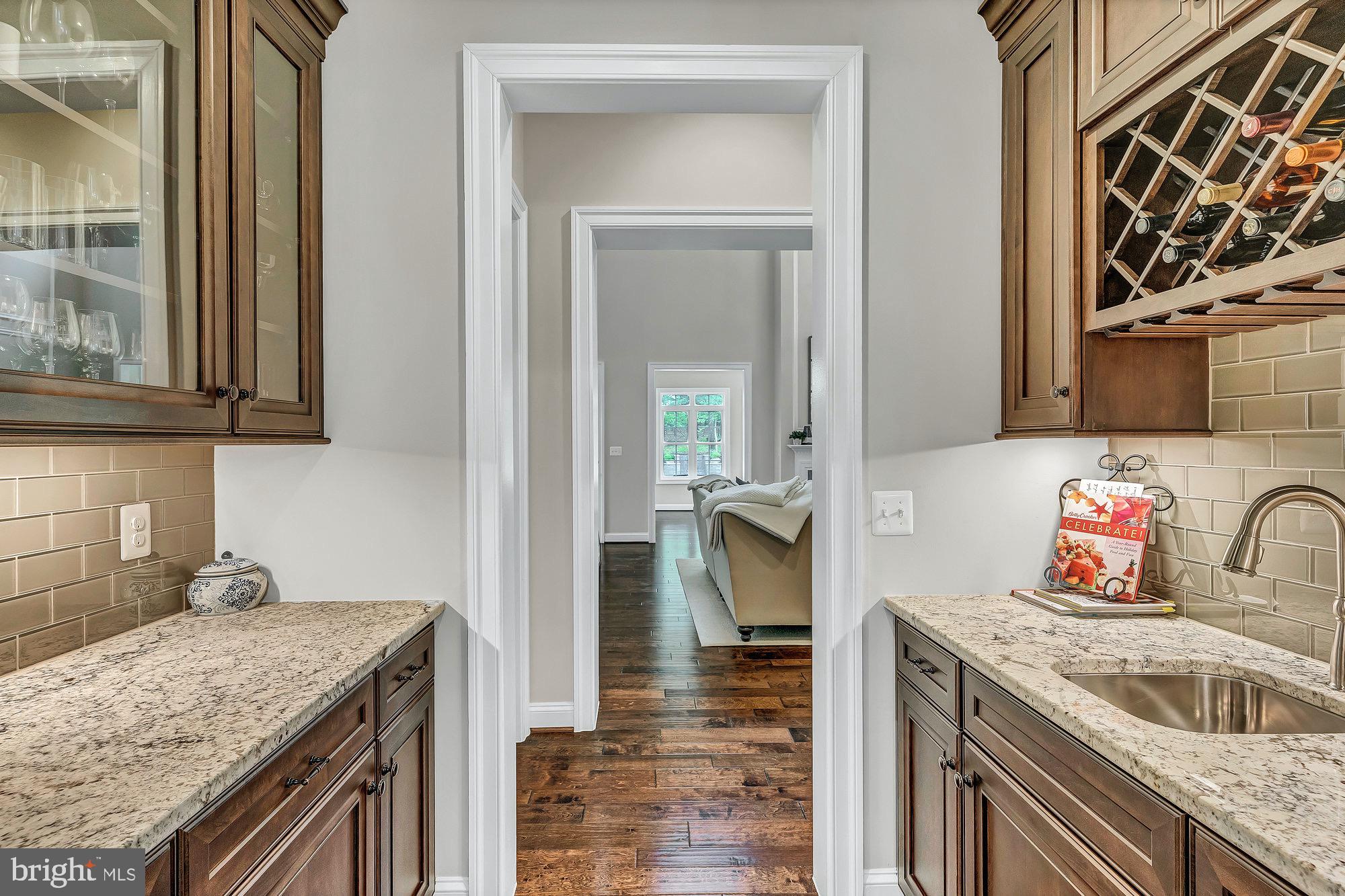 TIMBERLAKE ESTATES - Residential