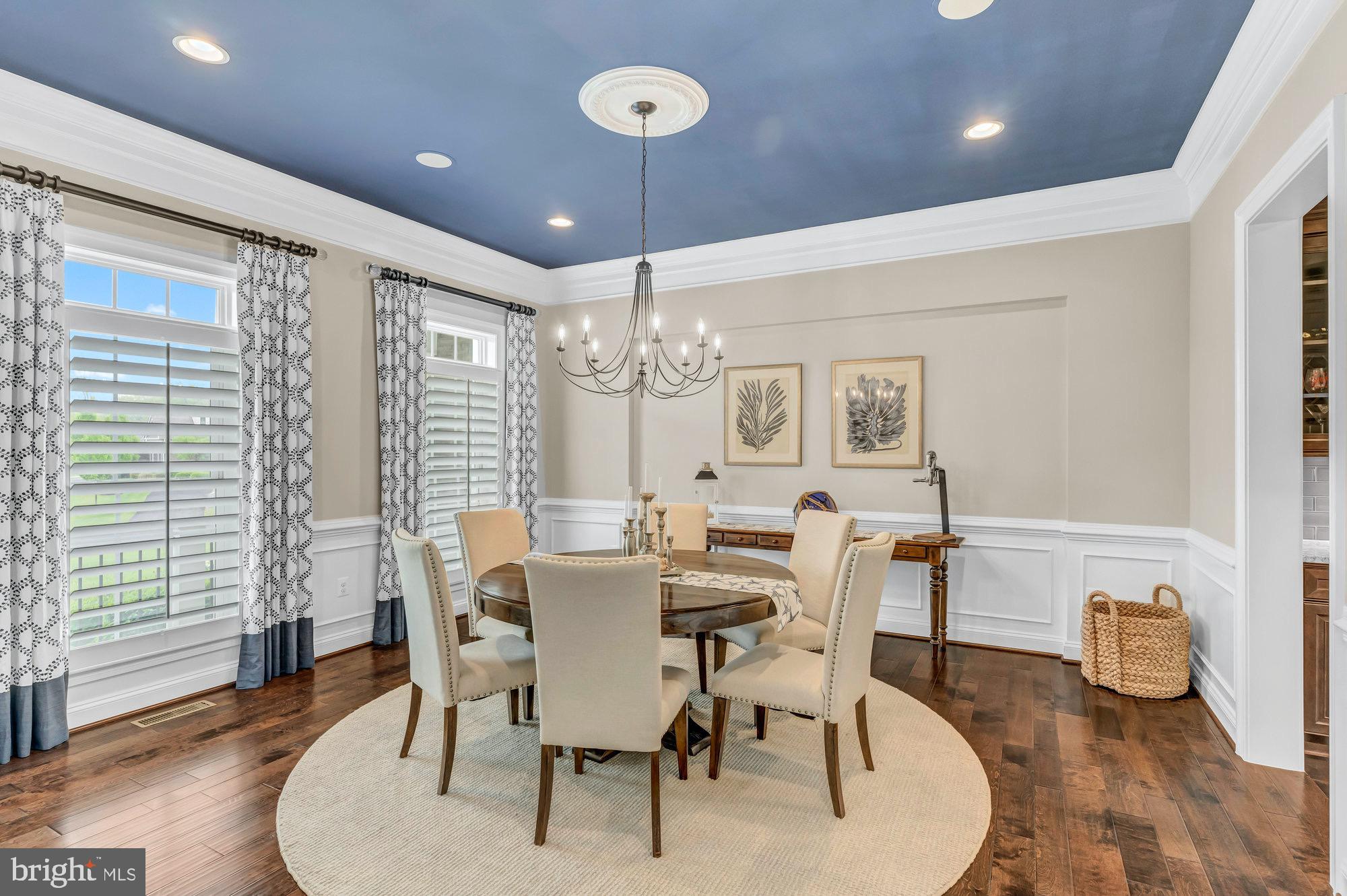 TIMBERLAKE ESTATES - Residential