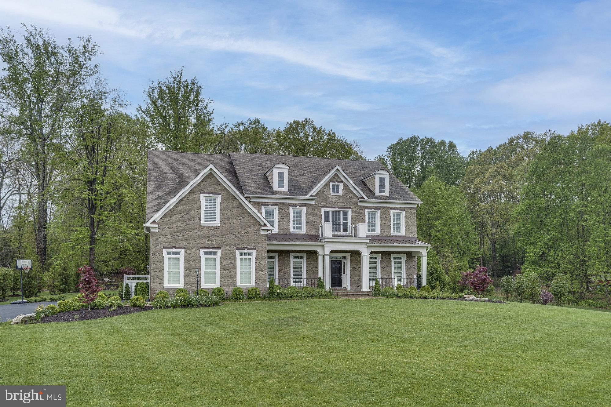 TIMBERLAKE ESTATES - Residential