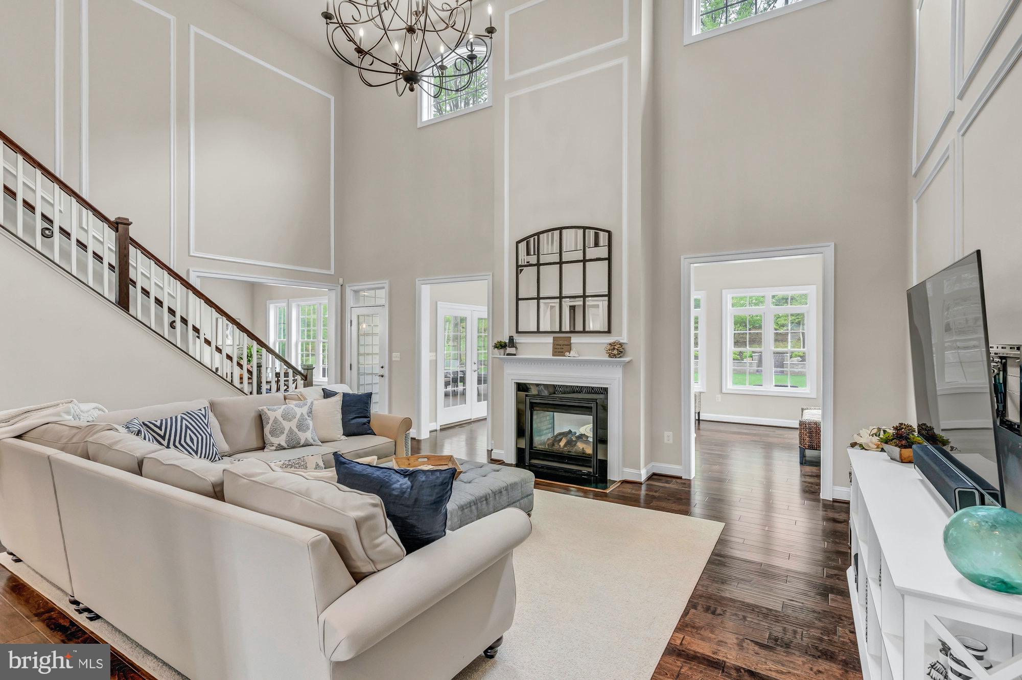 TIMBERLAKE ESTATES - Residential