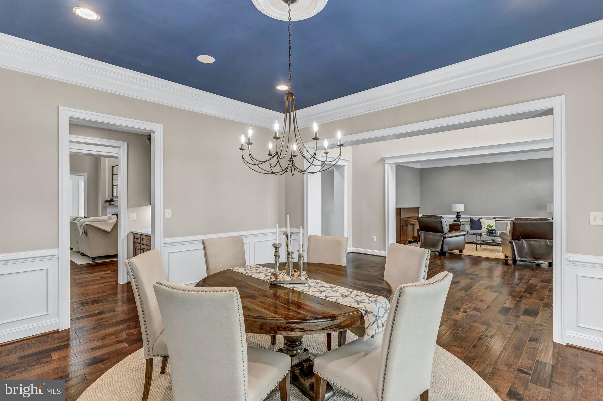 TIMBERLAKE ESTATES - Residential