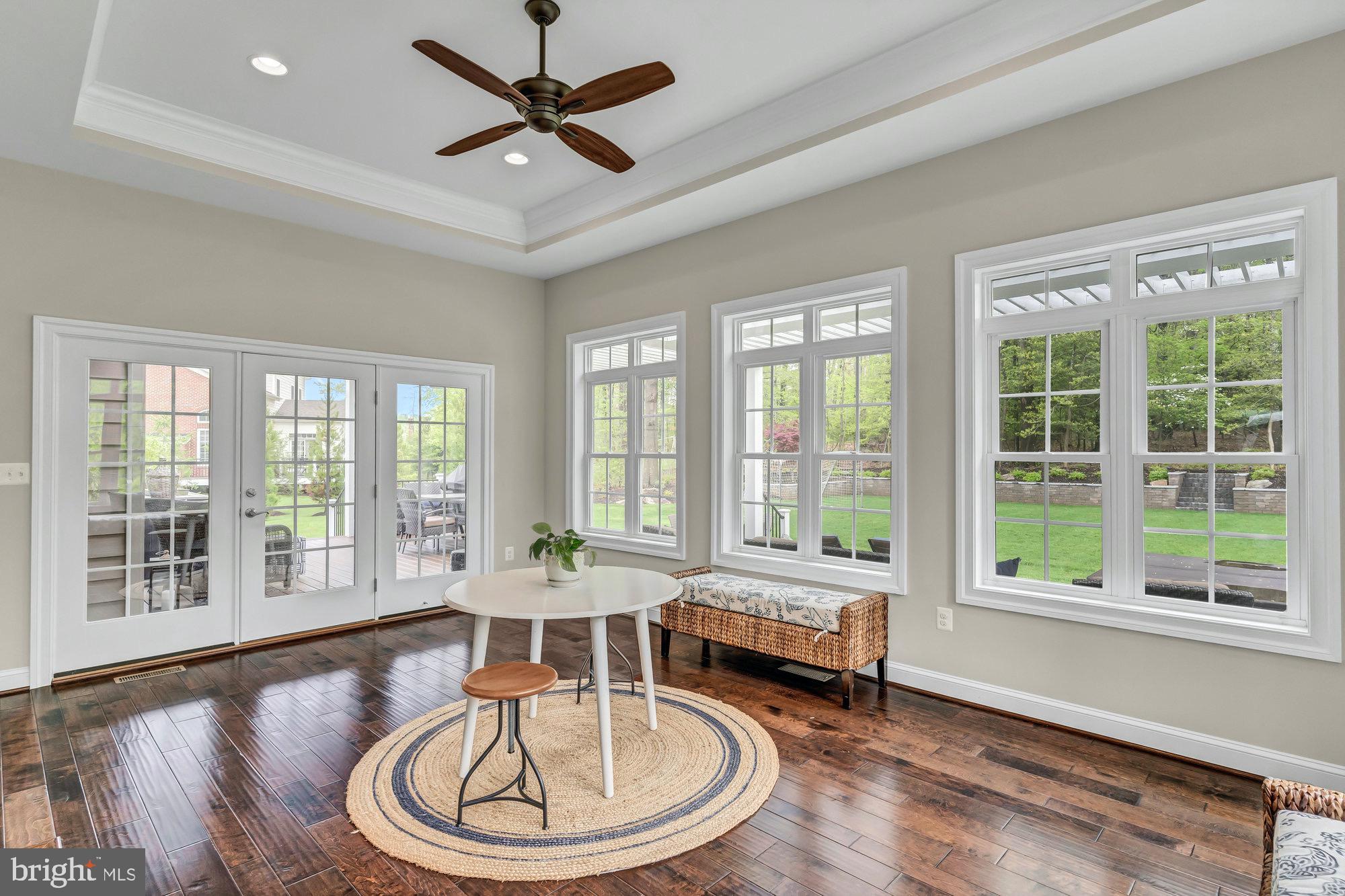 TIMBERLAKE ESTATES - Residential