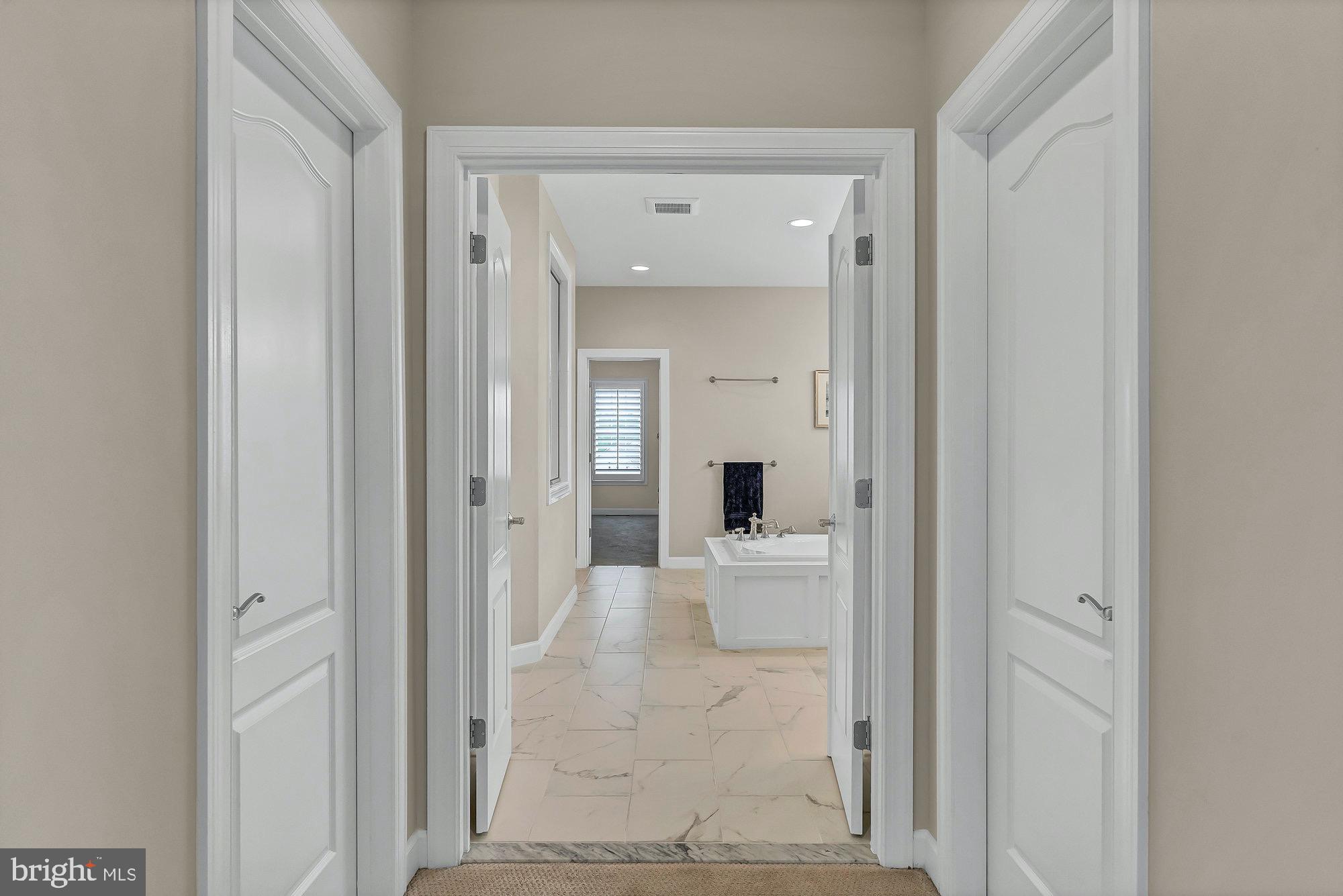 TIMBERLAKE ESTATES - Residential