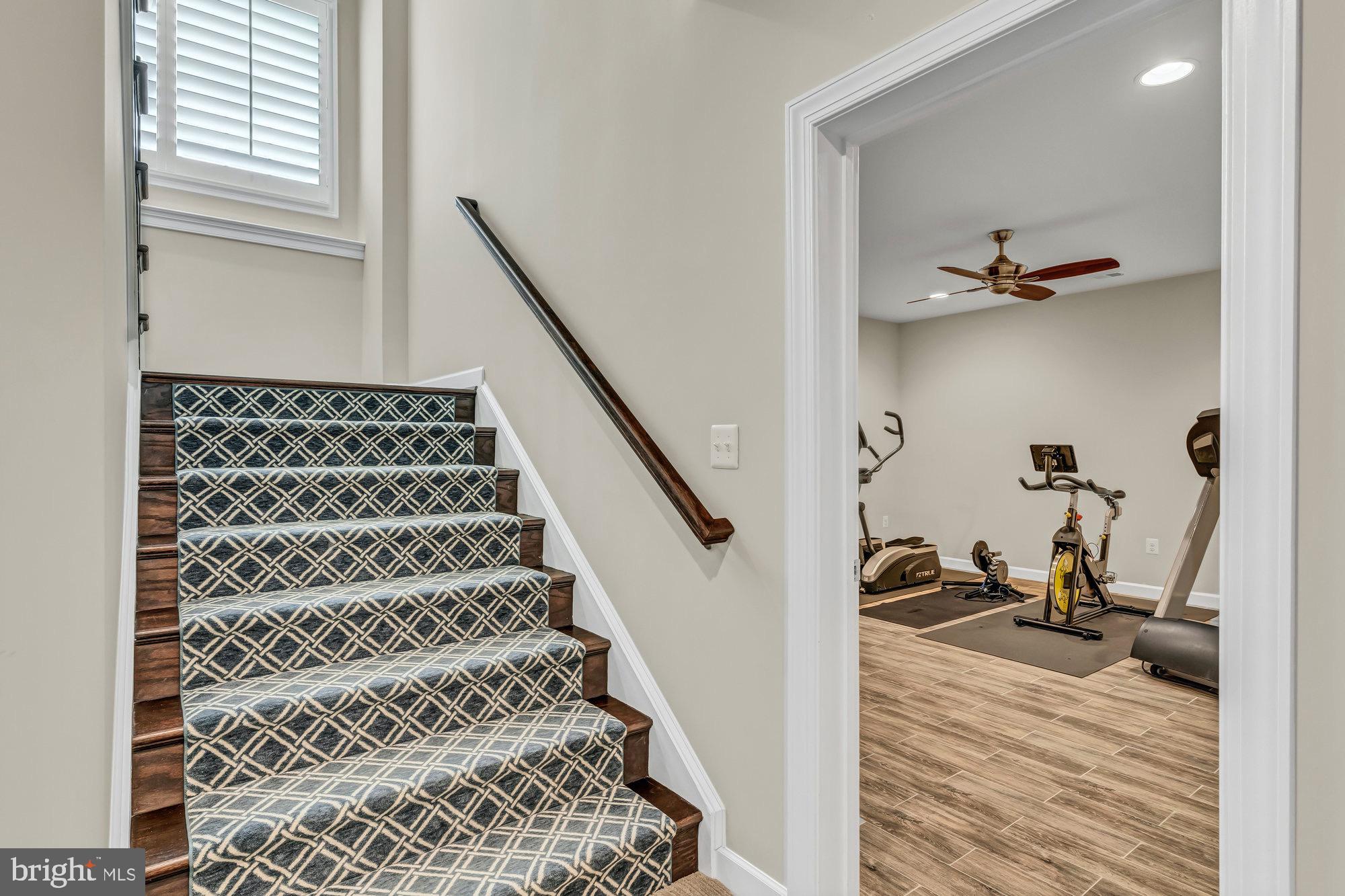 TIMBERLAKE ESTATES - Residential