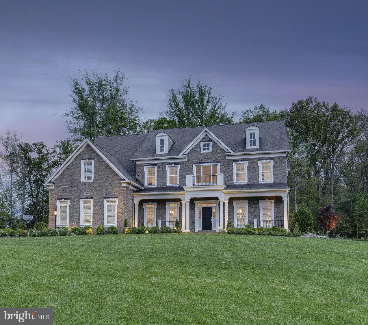 TIMBERLAKE ESTATES - Residential