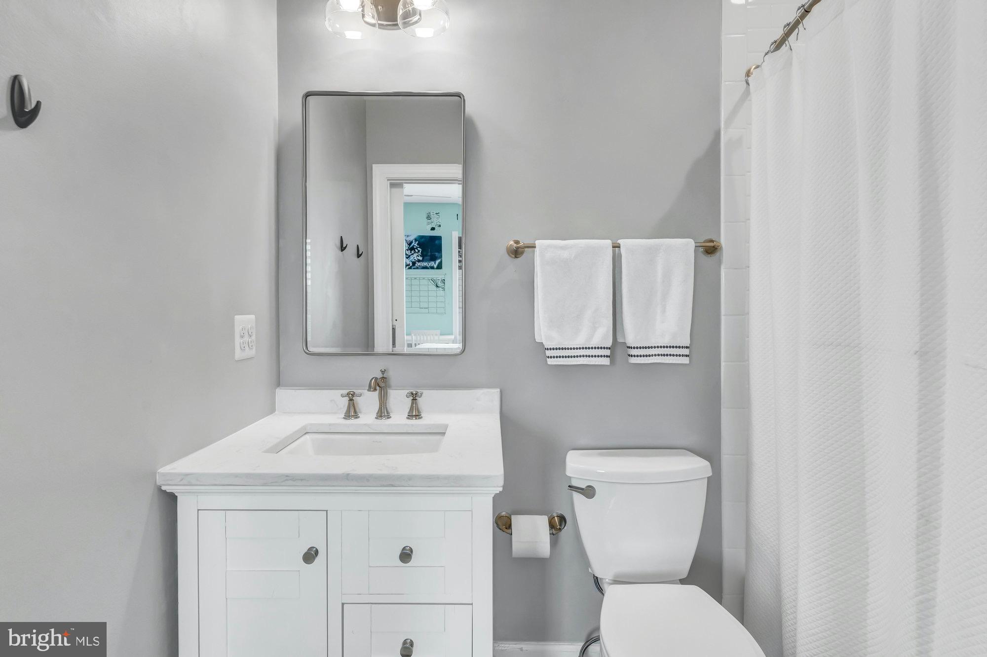 TIMBERLAKE ESTATES - Residential