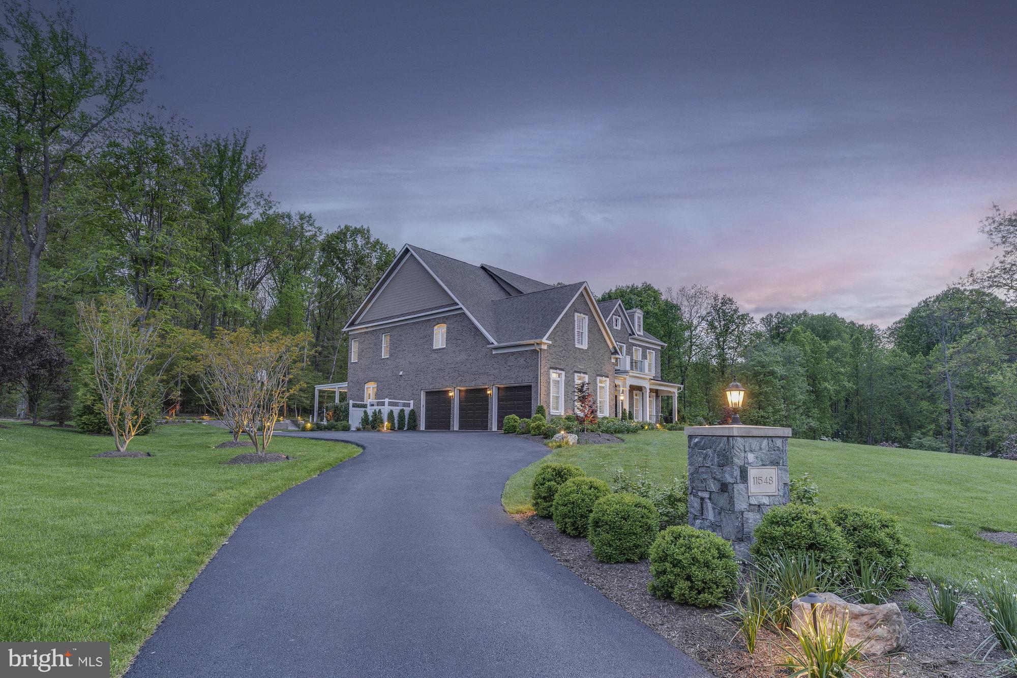 TIMBERLAKE ESTATES - Residential