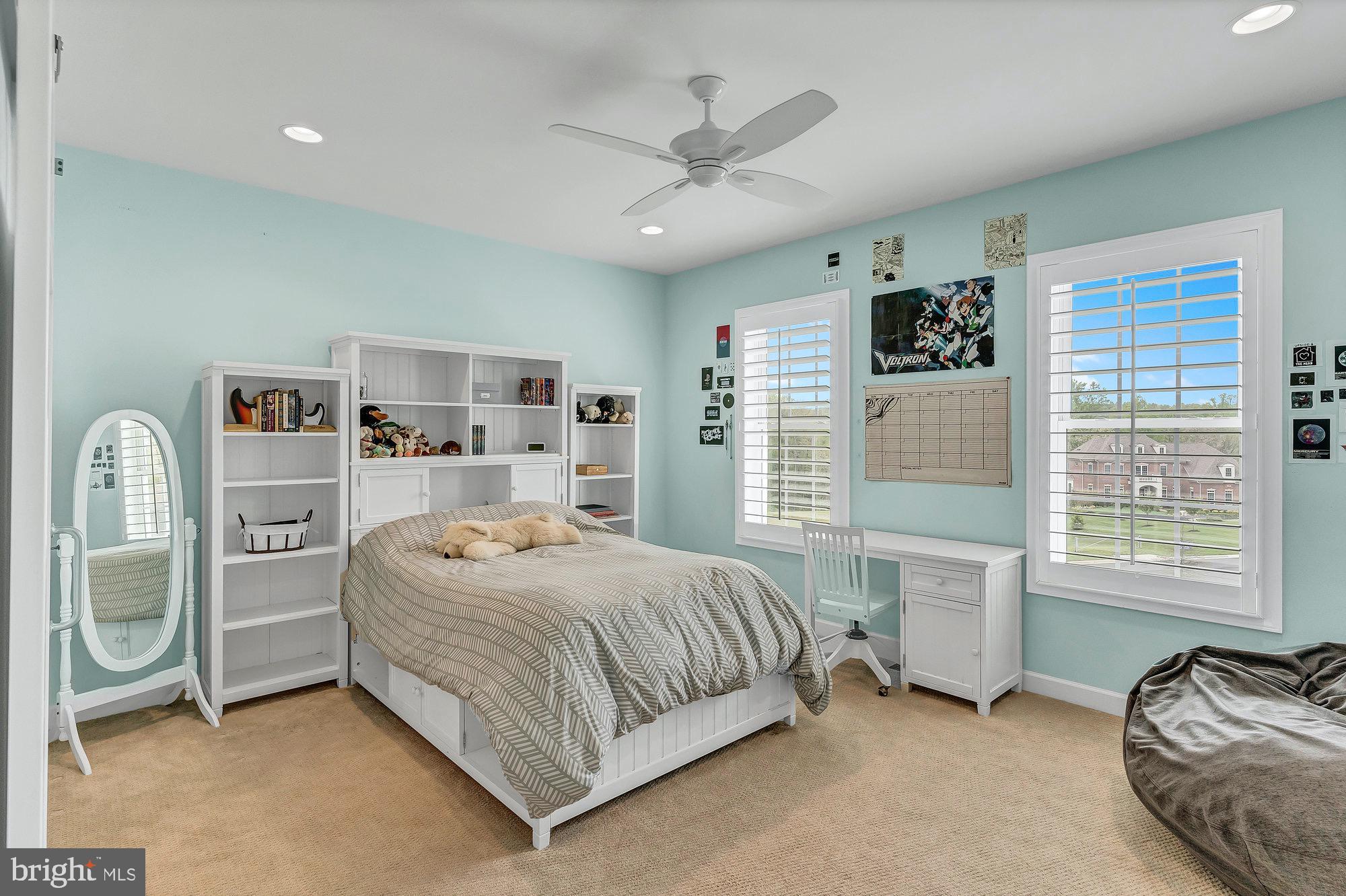 TIMBERLAKE ESTATES - Residential