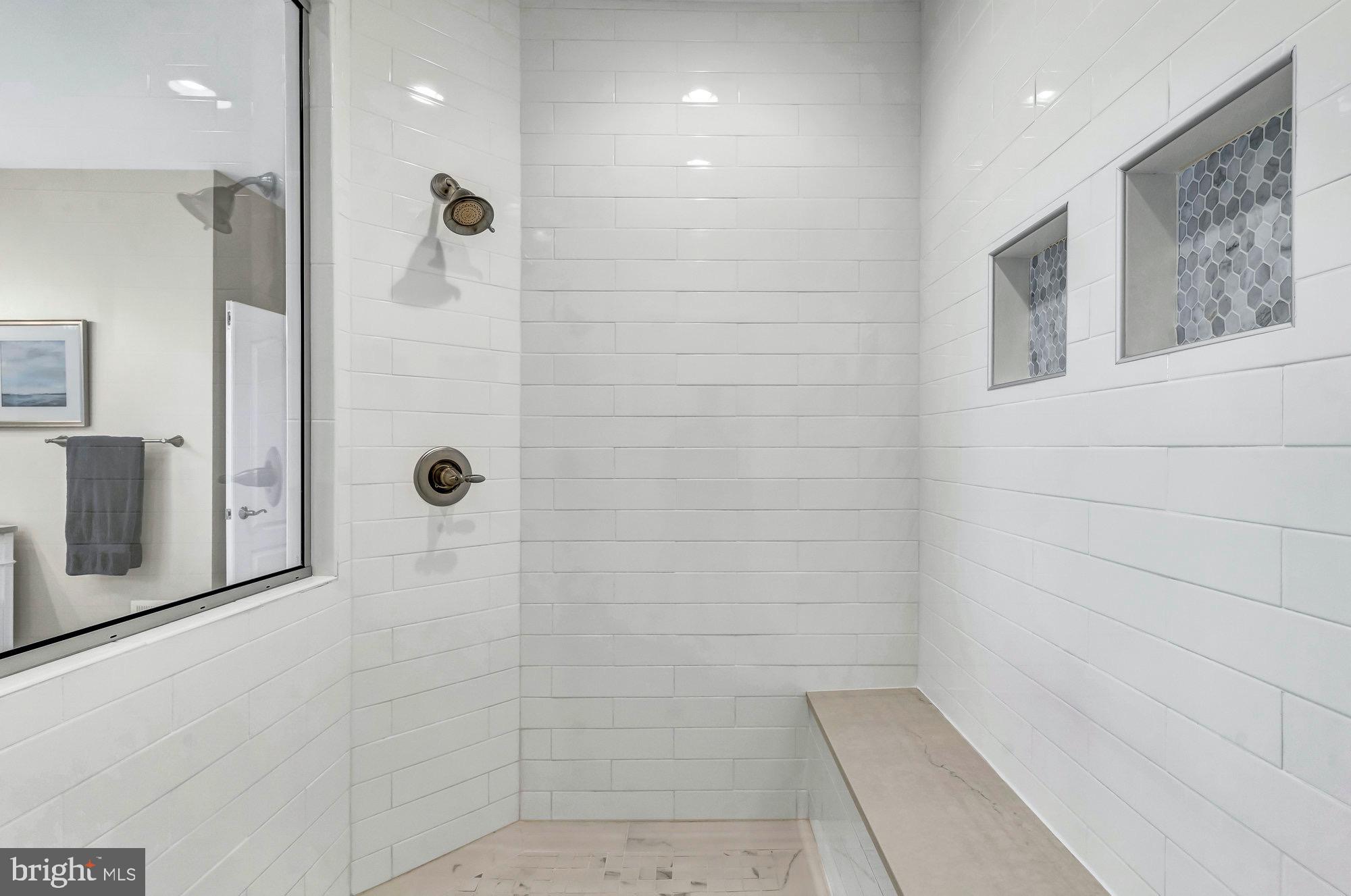 TIMBERLAKE ESTATES - Residential