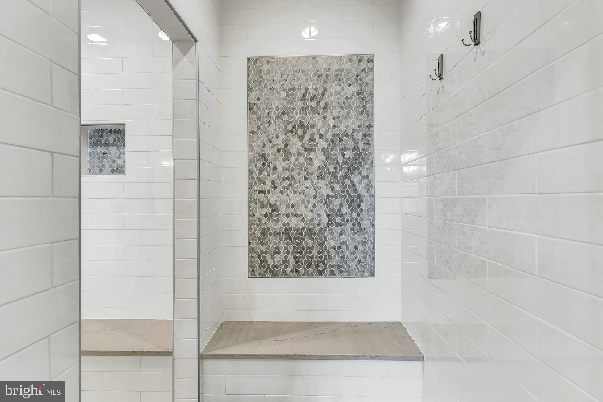 TIMBERLAKE ESTATES - Residential