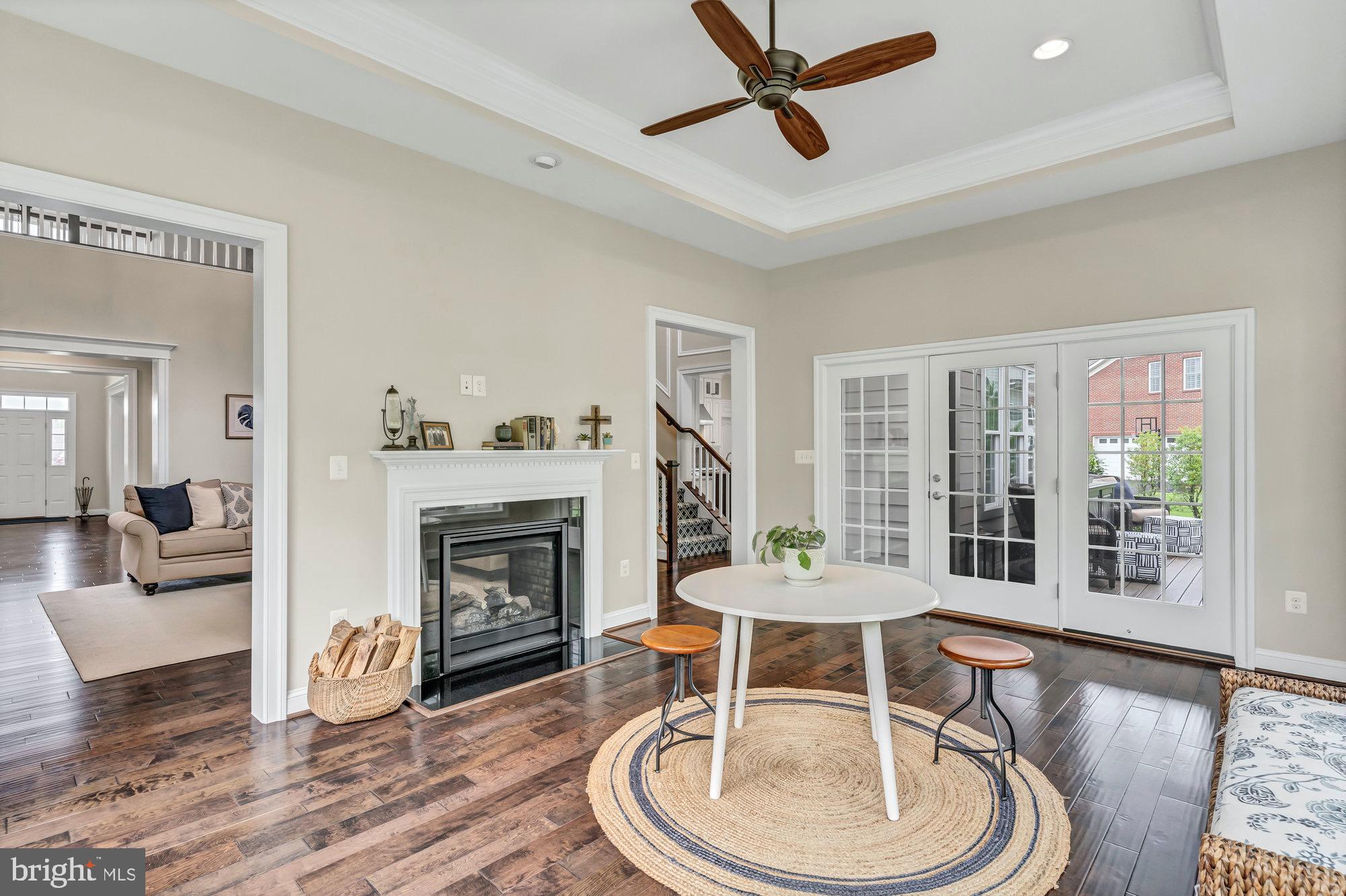 TIMBERLAKE ESTATES - Residential