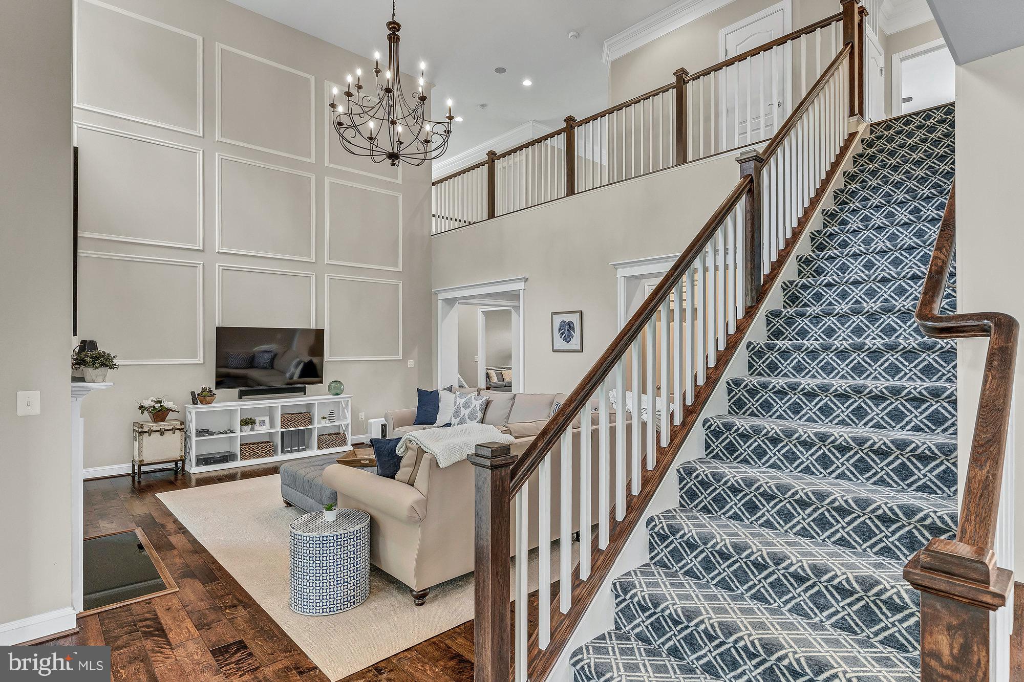 TIMBERLAKE ESTATES - Residential