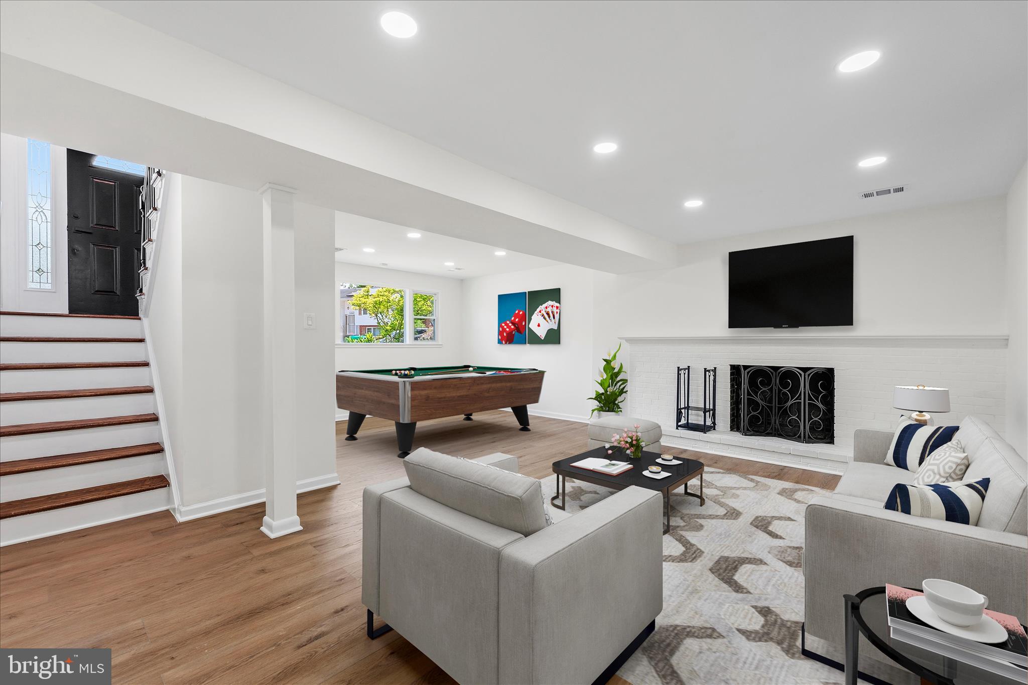 CALVERTON - Residential