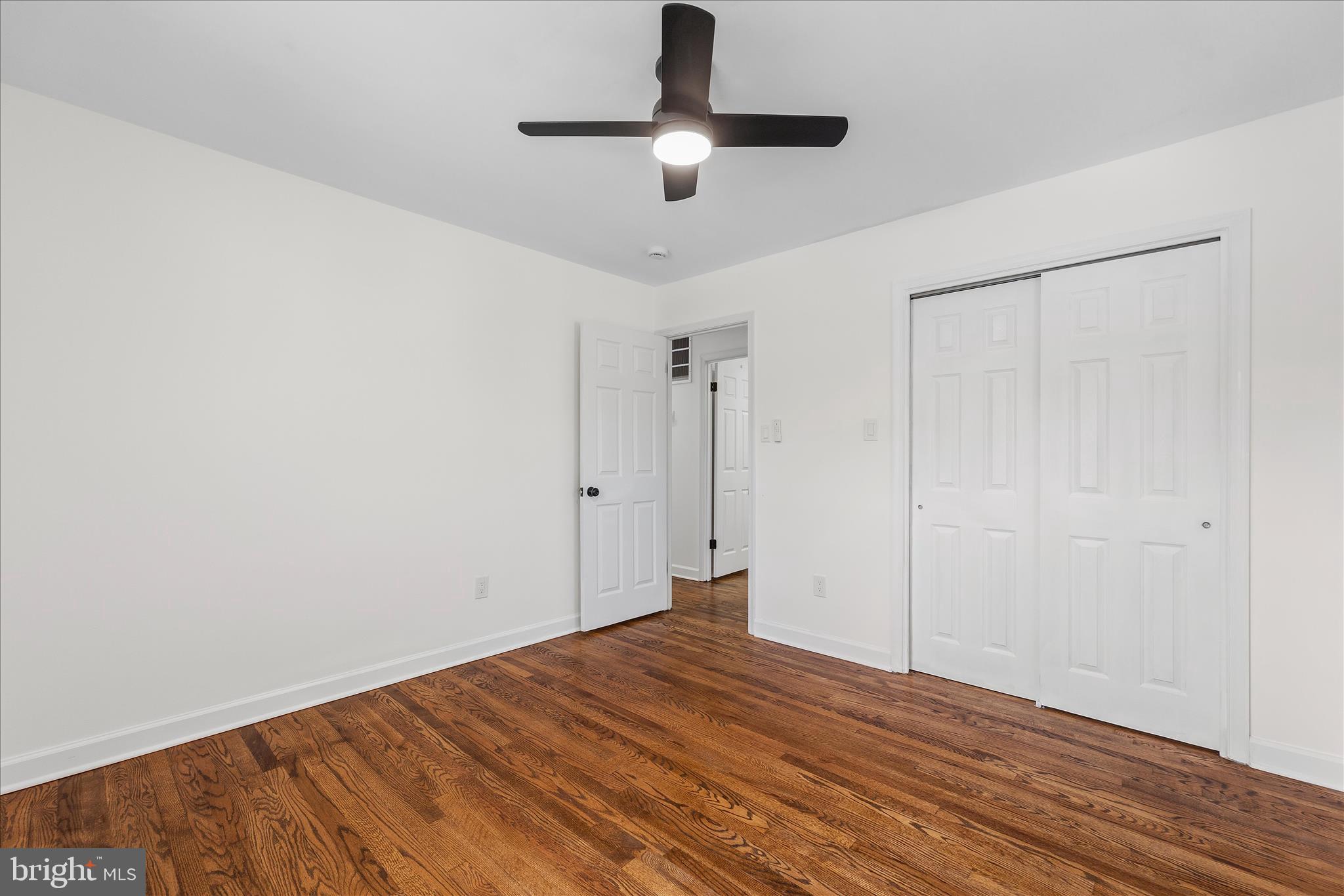 CALVERTON - Residential