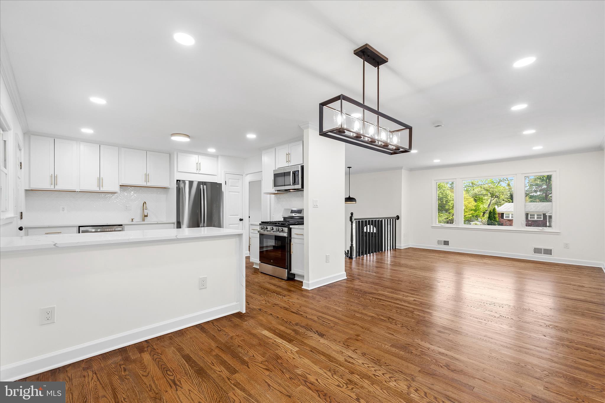 CALVERTON - Residential