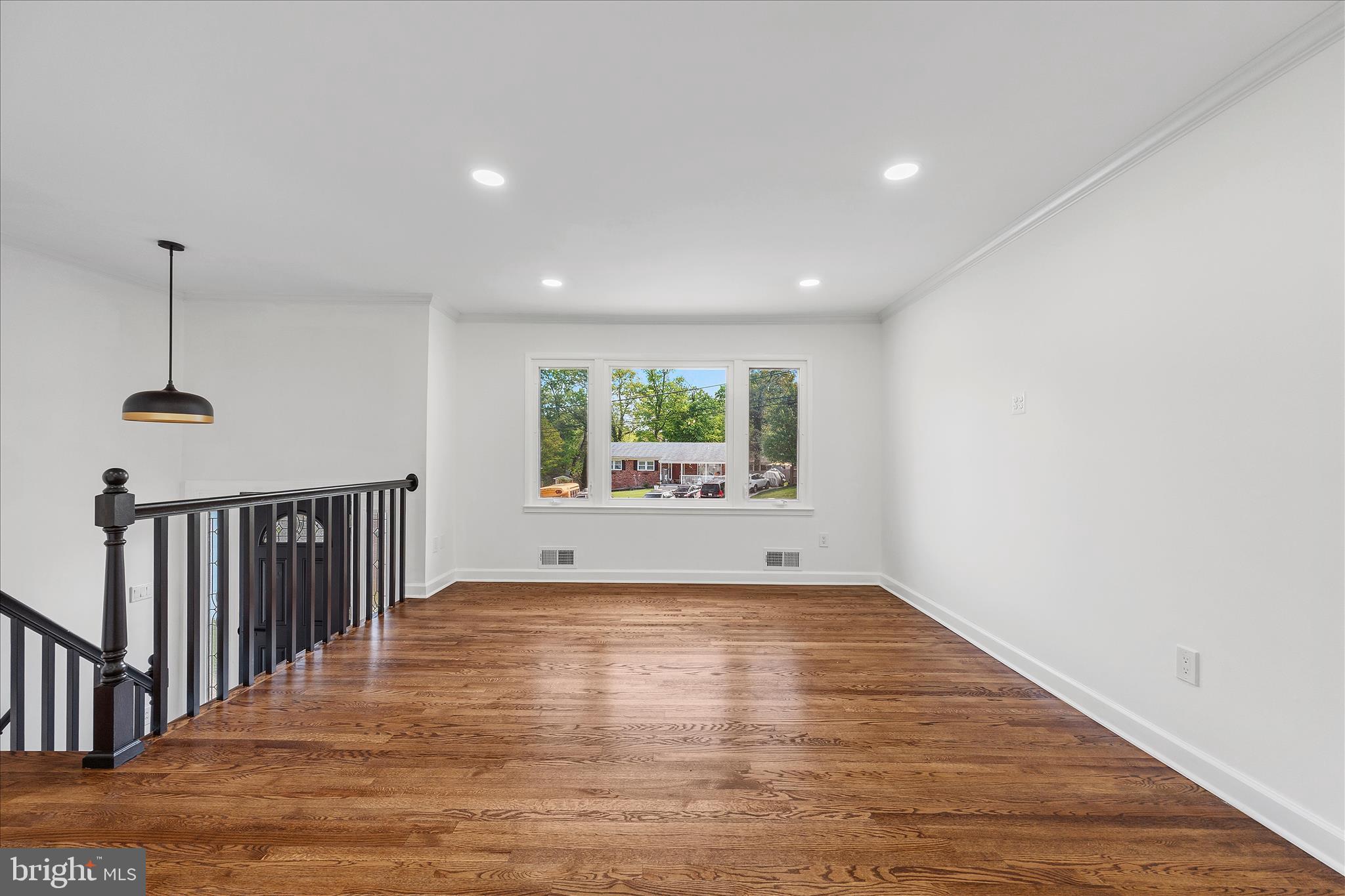 CALVERTON - Residential