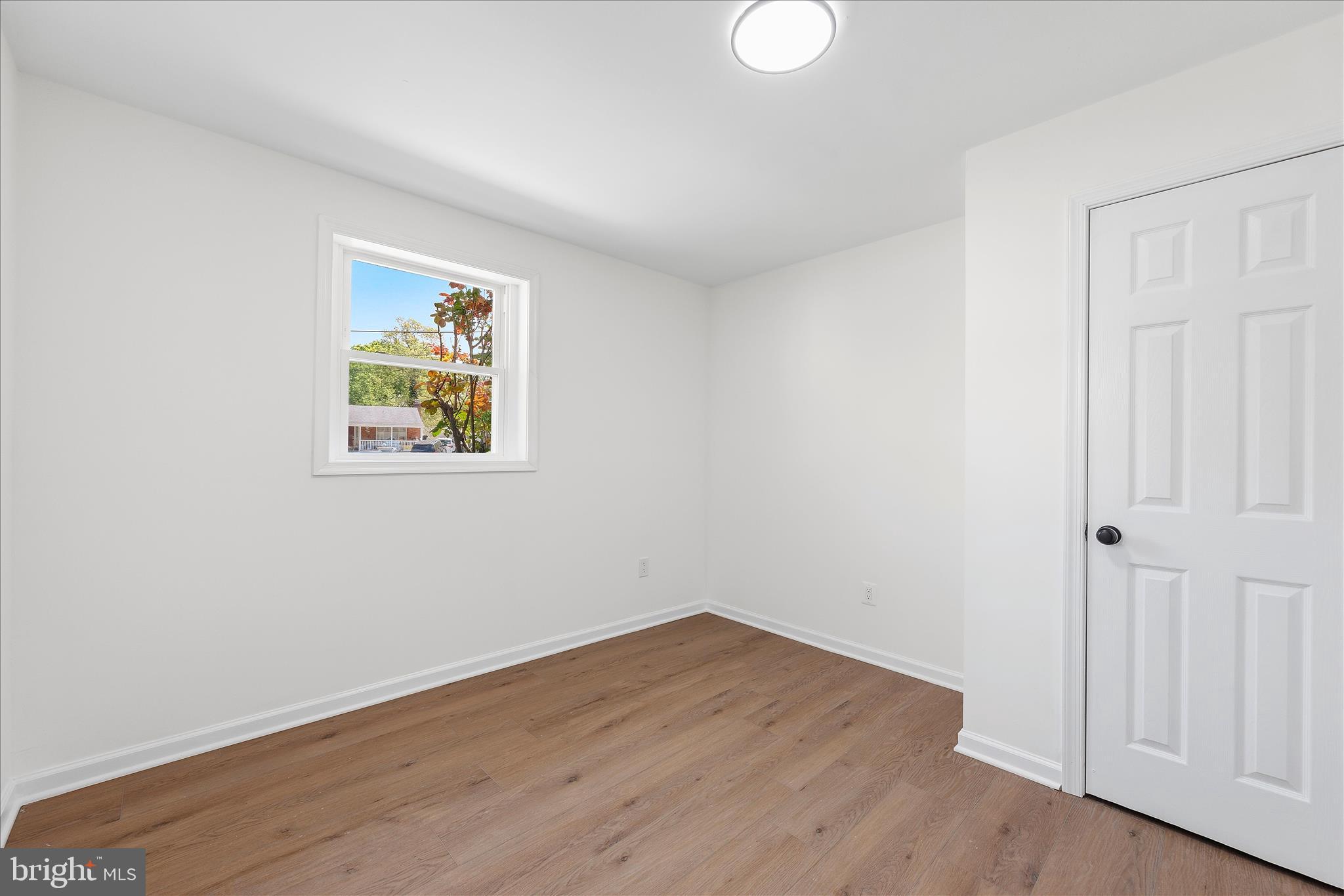 CALVERTON - Residential