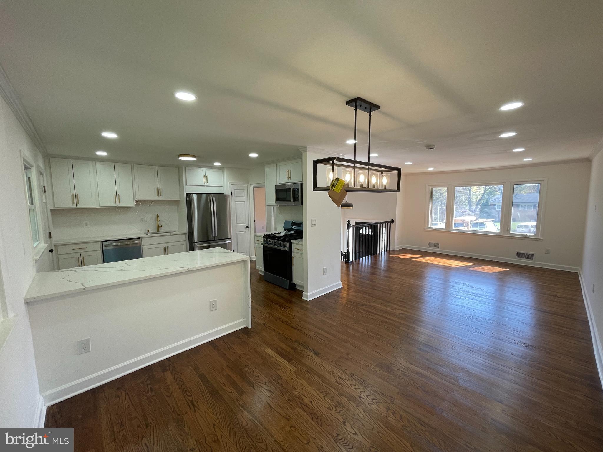 CALVERTON - Residential