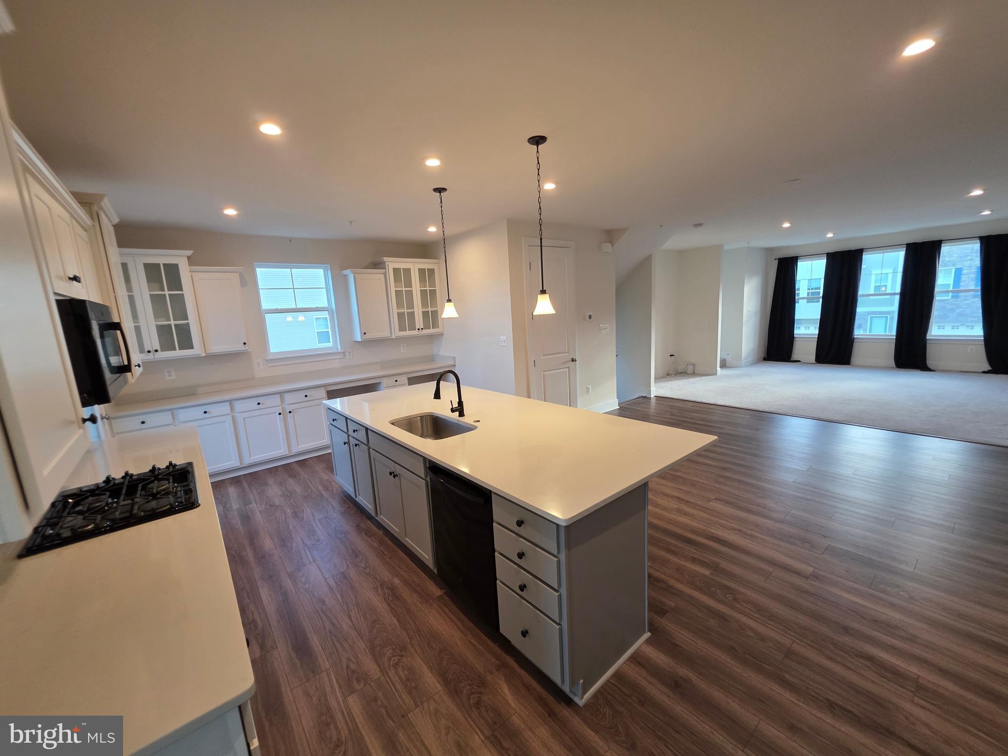 WADE'S GRANT - Residential