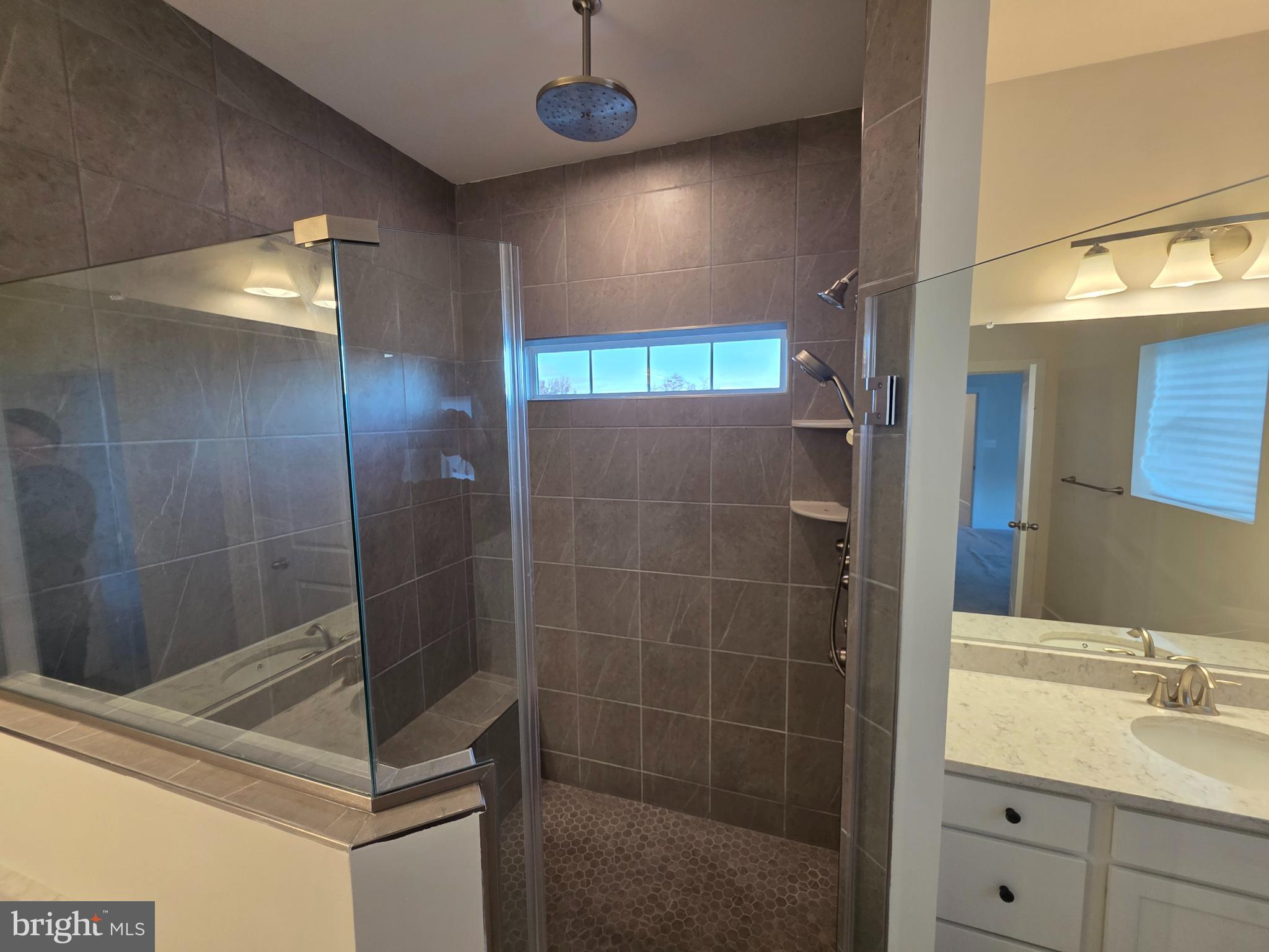 WADE'S GRANT - Residential