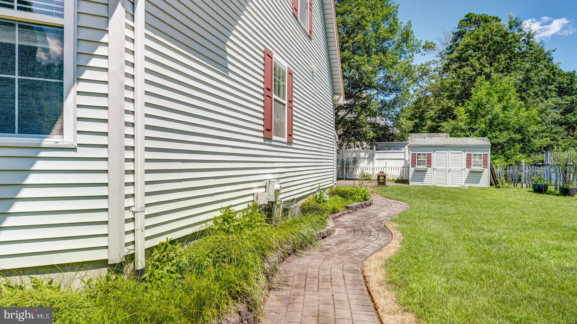 104 COMPASS ROAD