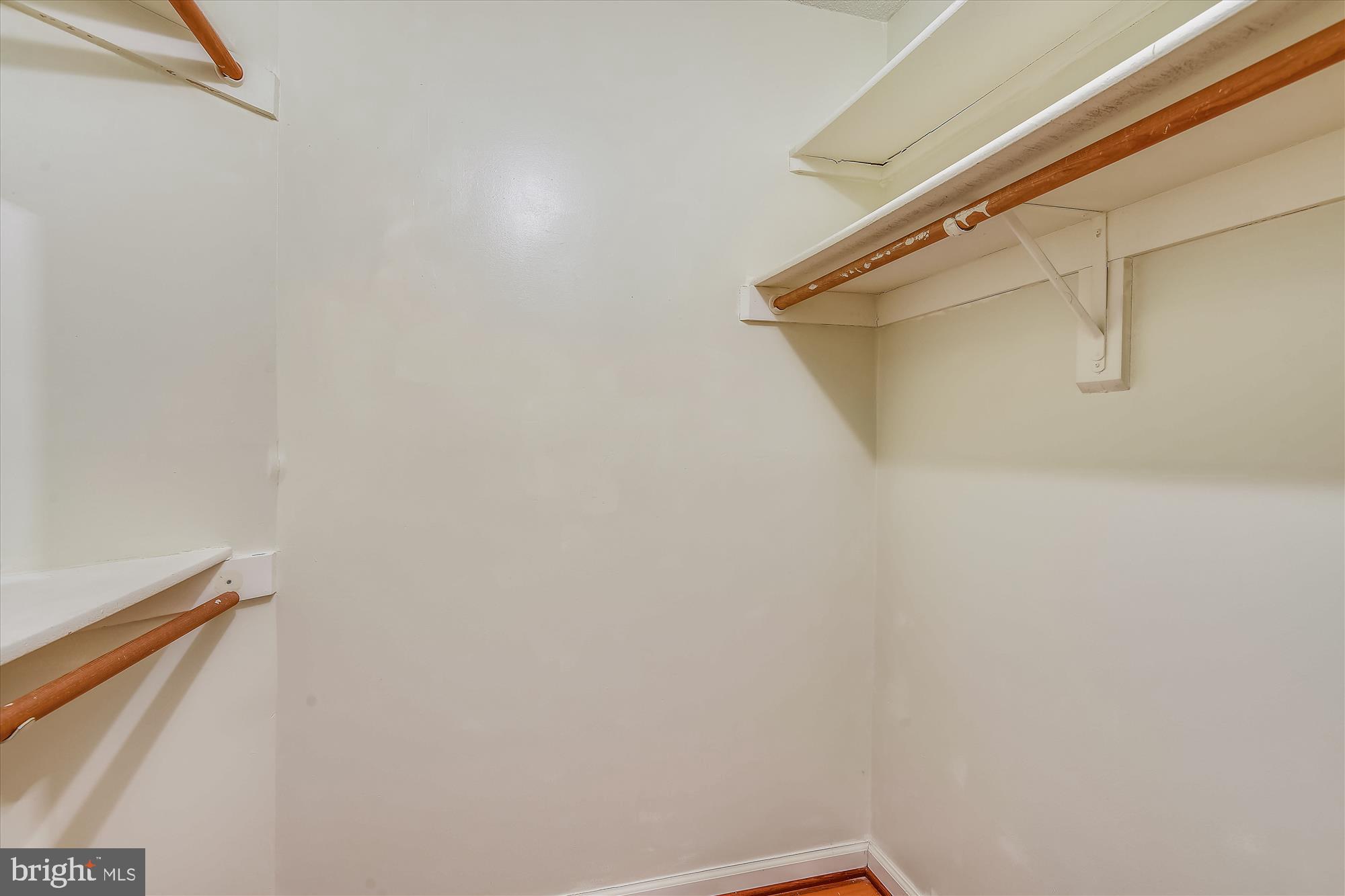 ASTORIA CONDOMINIUM - Residential