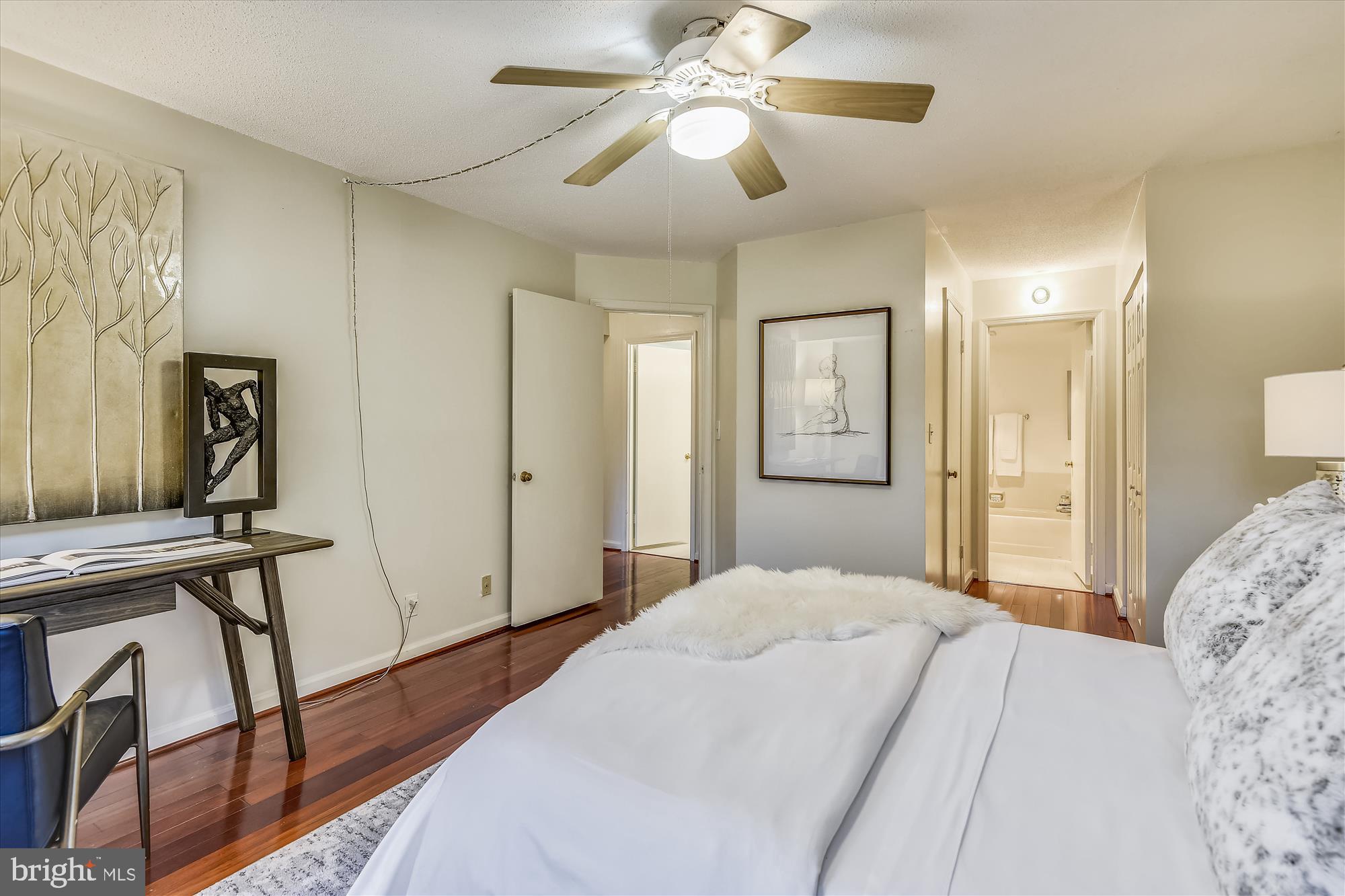 ASTORIA CONDOMINIUM - Residential