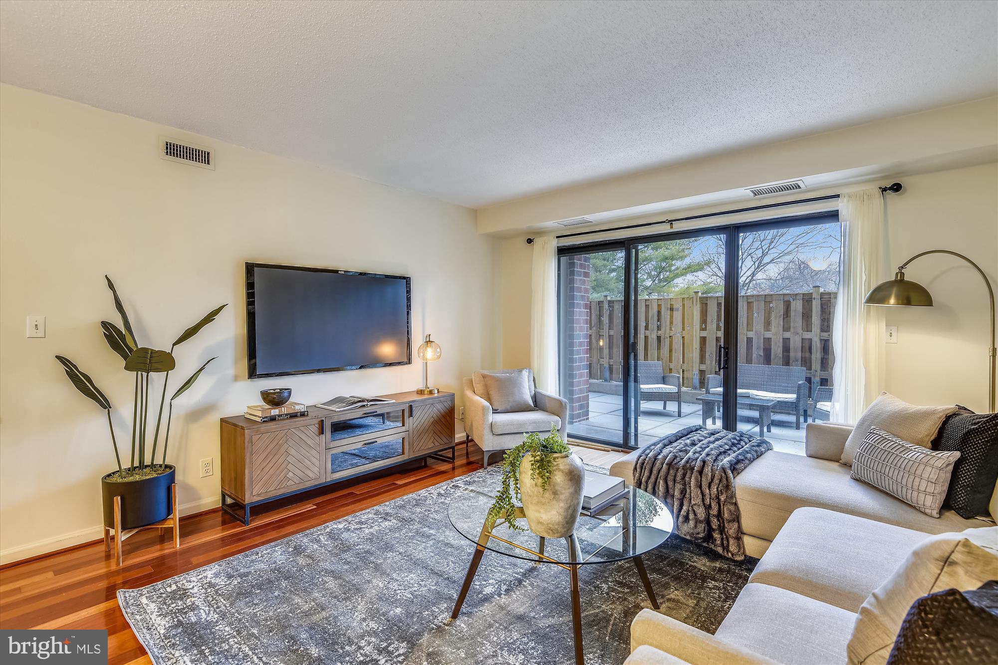 ASTORIA CONDOMINIUM - Residential