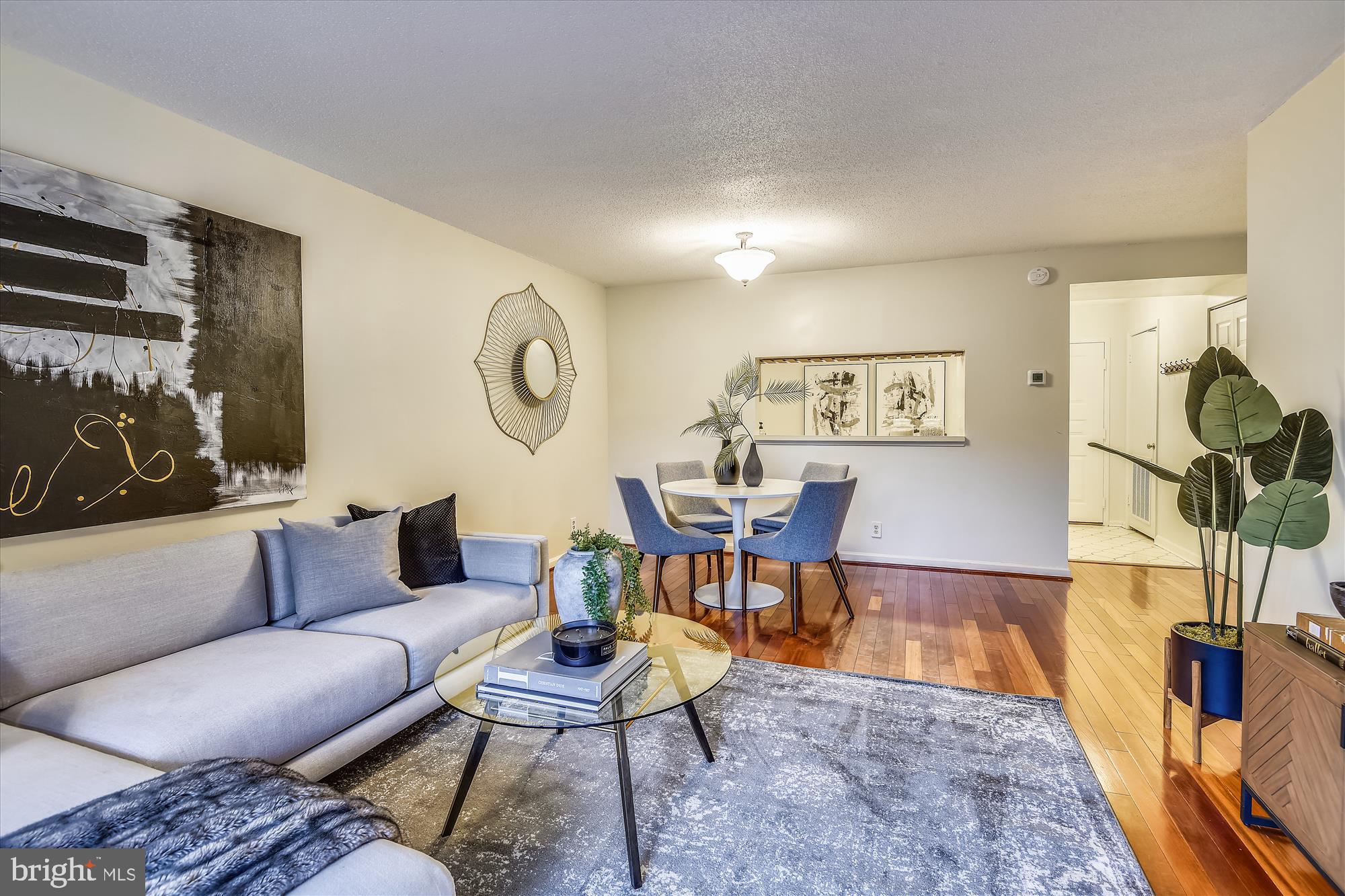 ASTORIA CONDOMINIUM - Residential