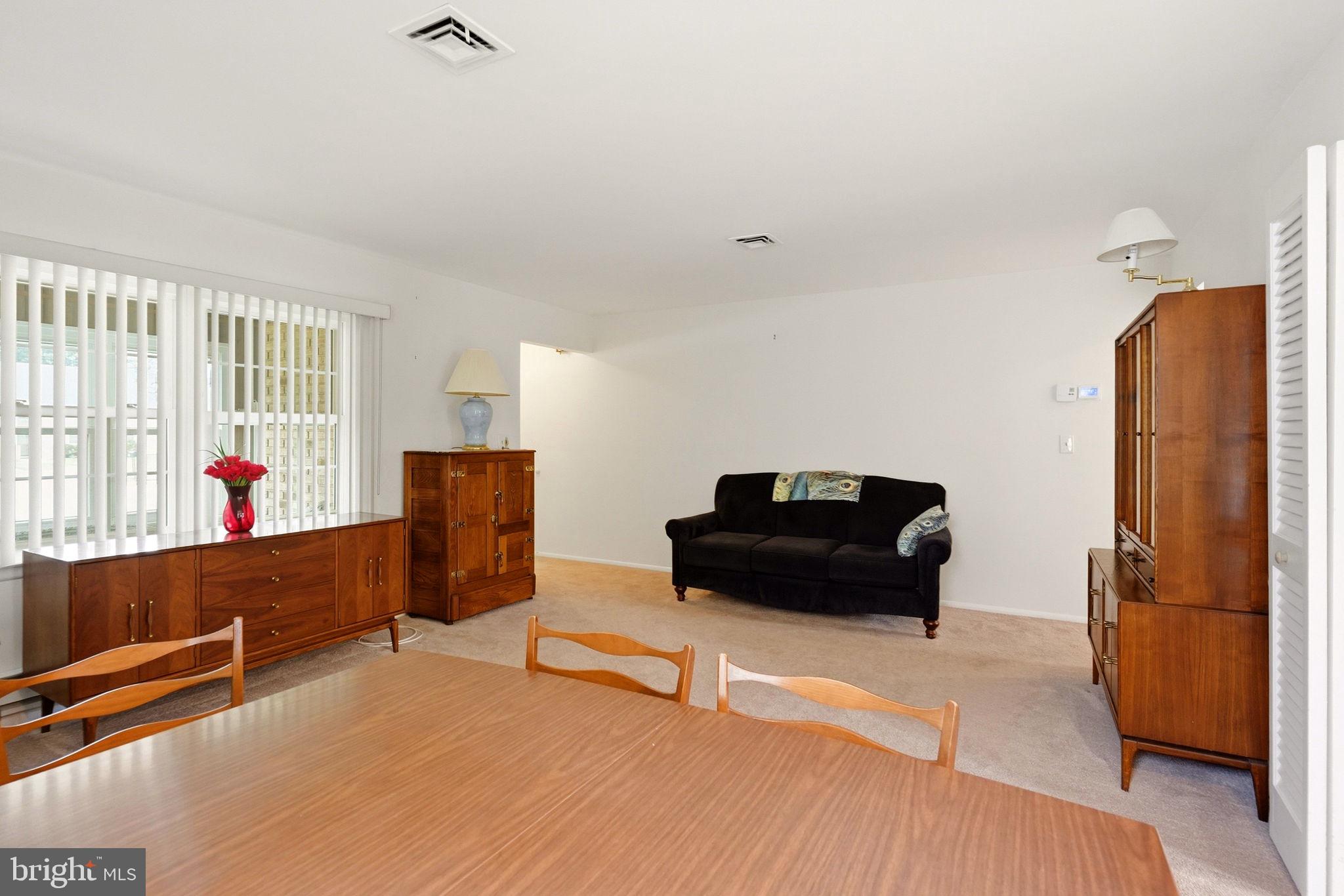 216 HUNTINGTON DRIVE