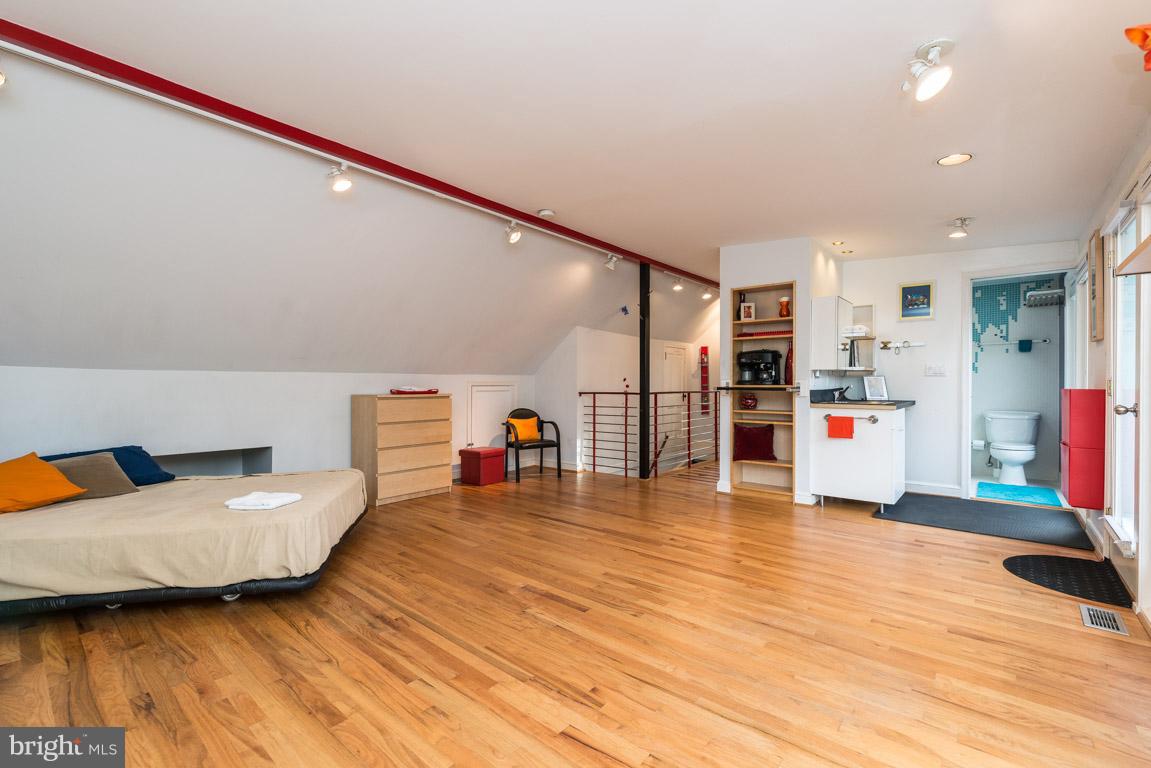 GLENBROOK VILLAGE - Residential