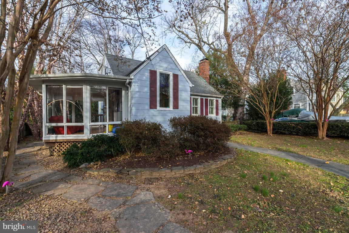 GLENBROOK VILLAGE - Residential