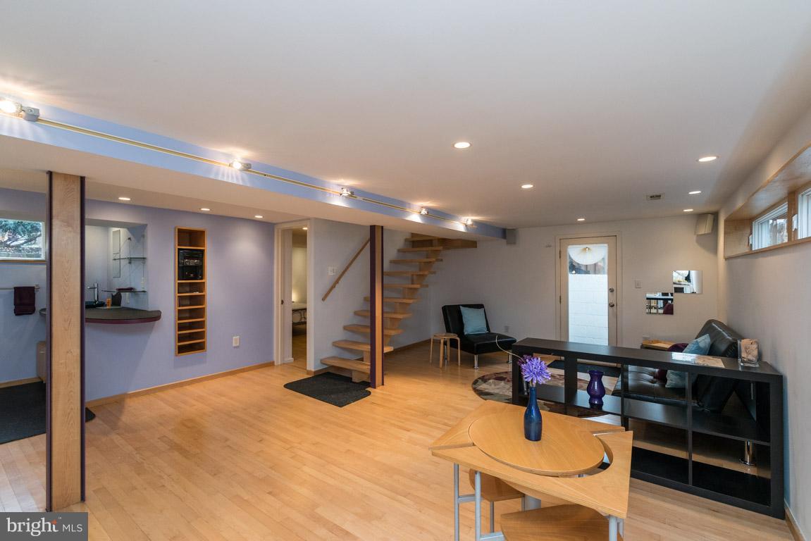 GLENBROOK VILLAGE - Residential