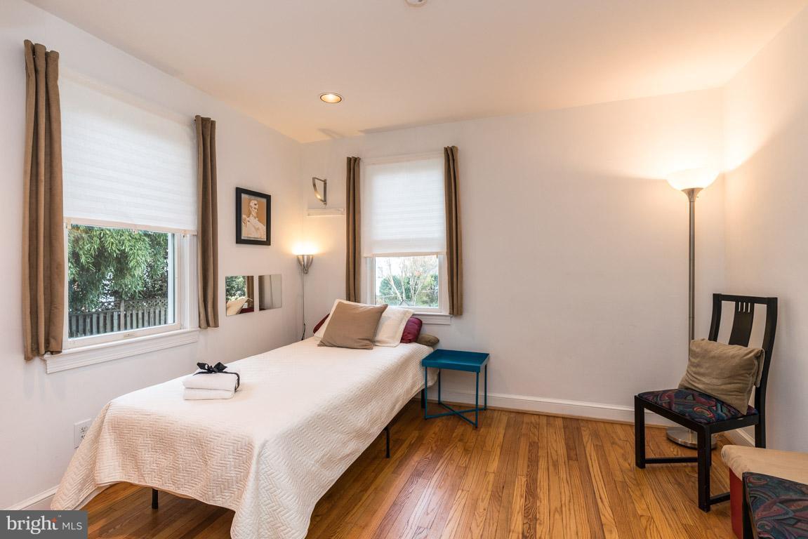 GLENBROOK VILLAGE - Residential