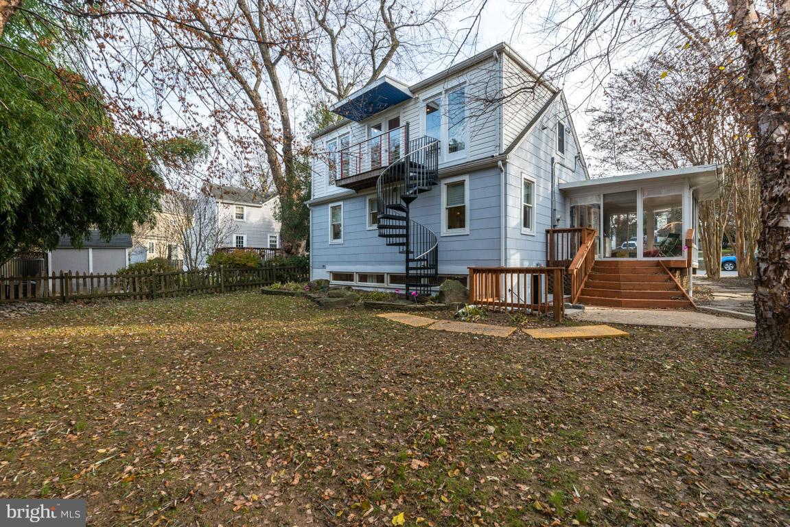 GLENBROOK VILLAGE - Residential