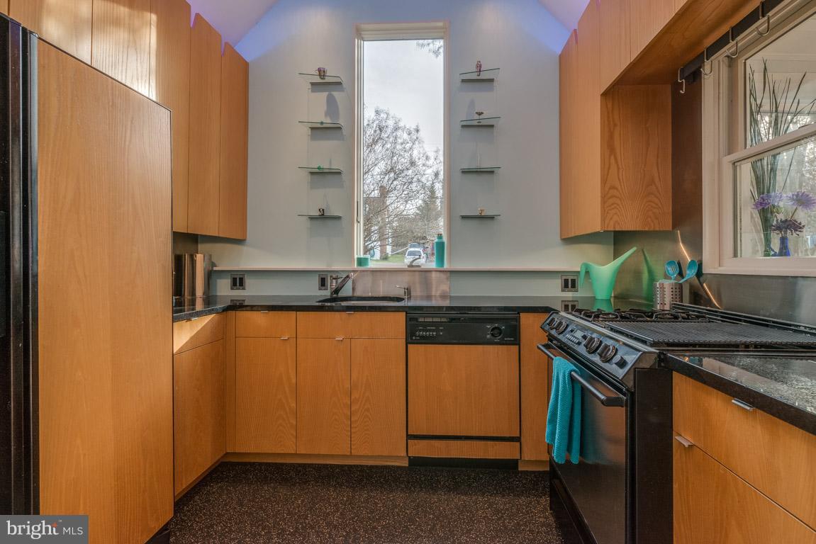 GLENBROOK VILLAGE - Residential