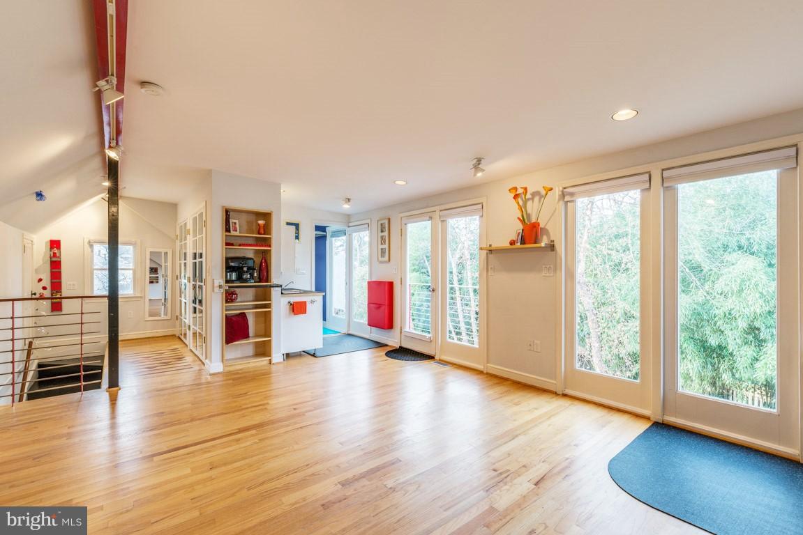 GLENBROOK VILLAGE - Residential