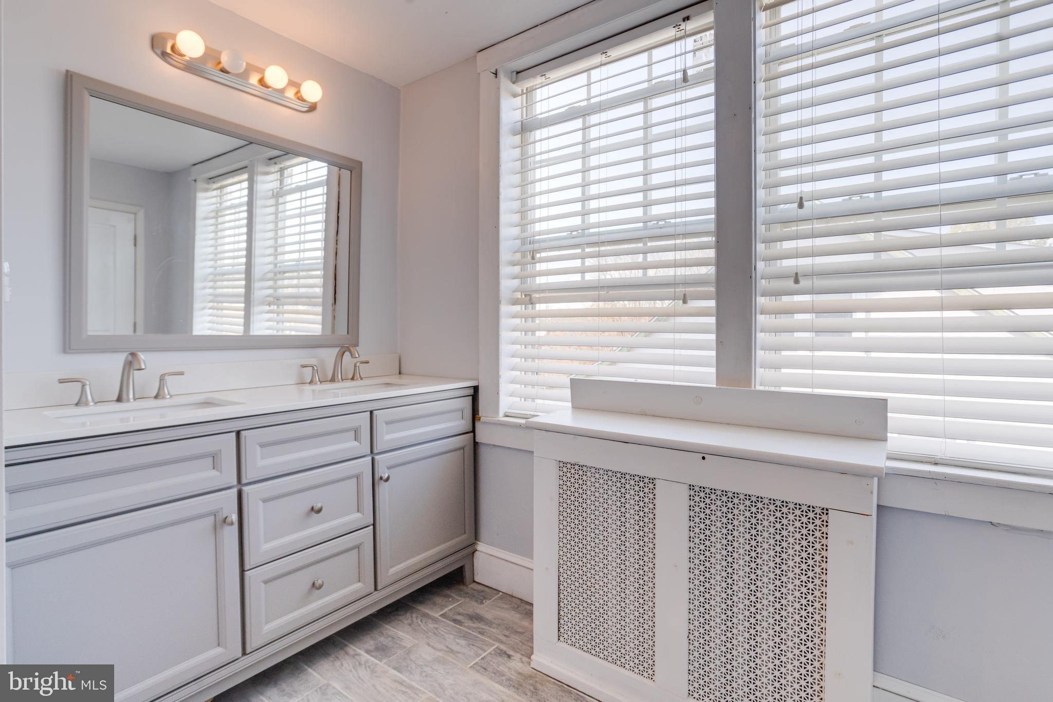 PARKVILLE - Residential