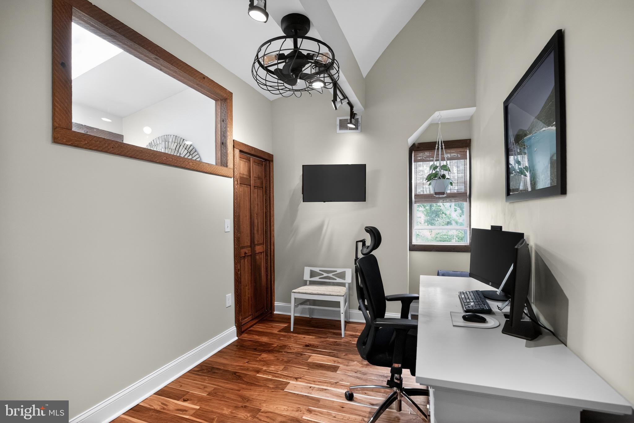 EAST MT AIRY - Residential