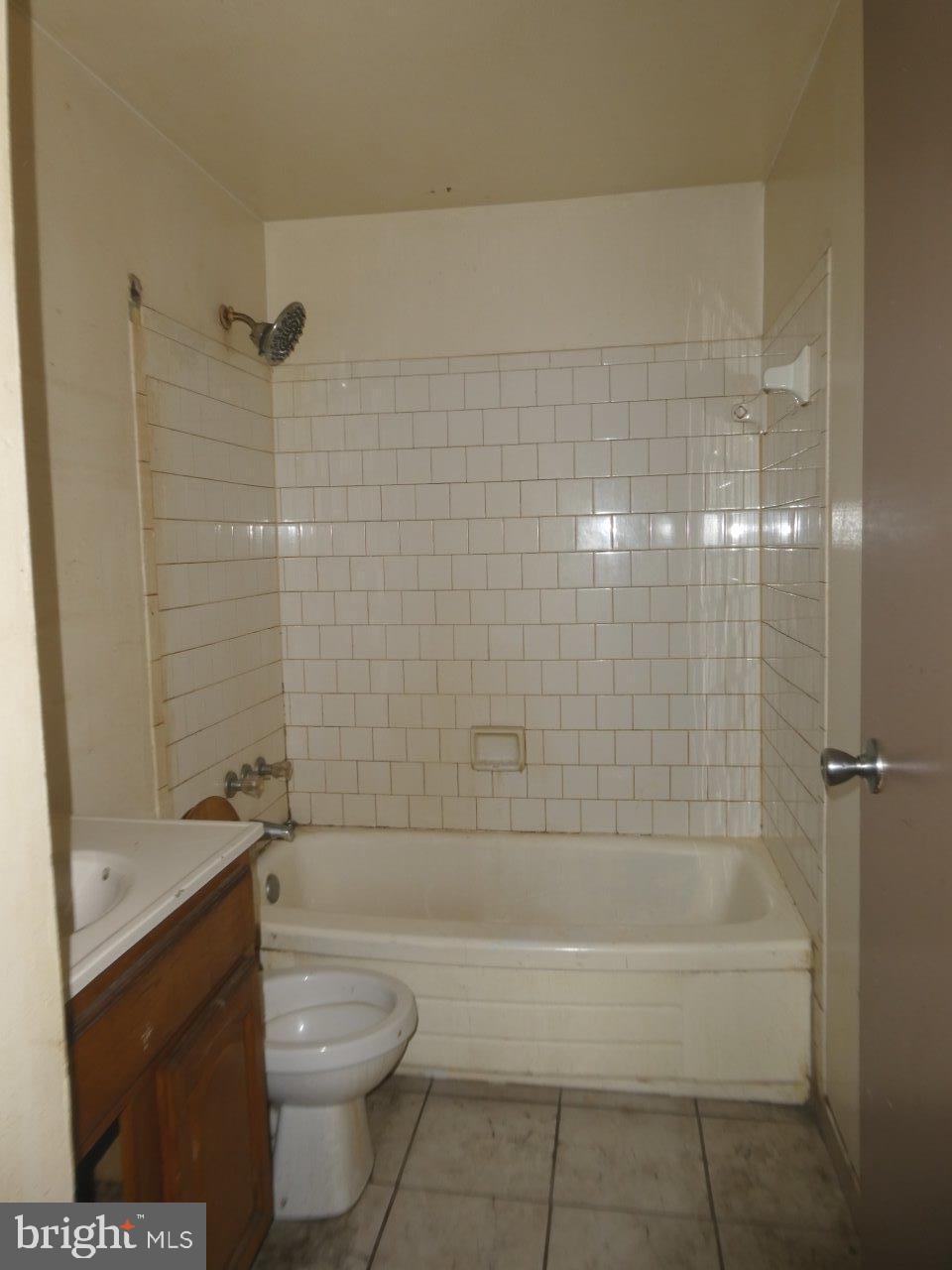 WINDMILL SQUARE - Residential