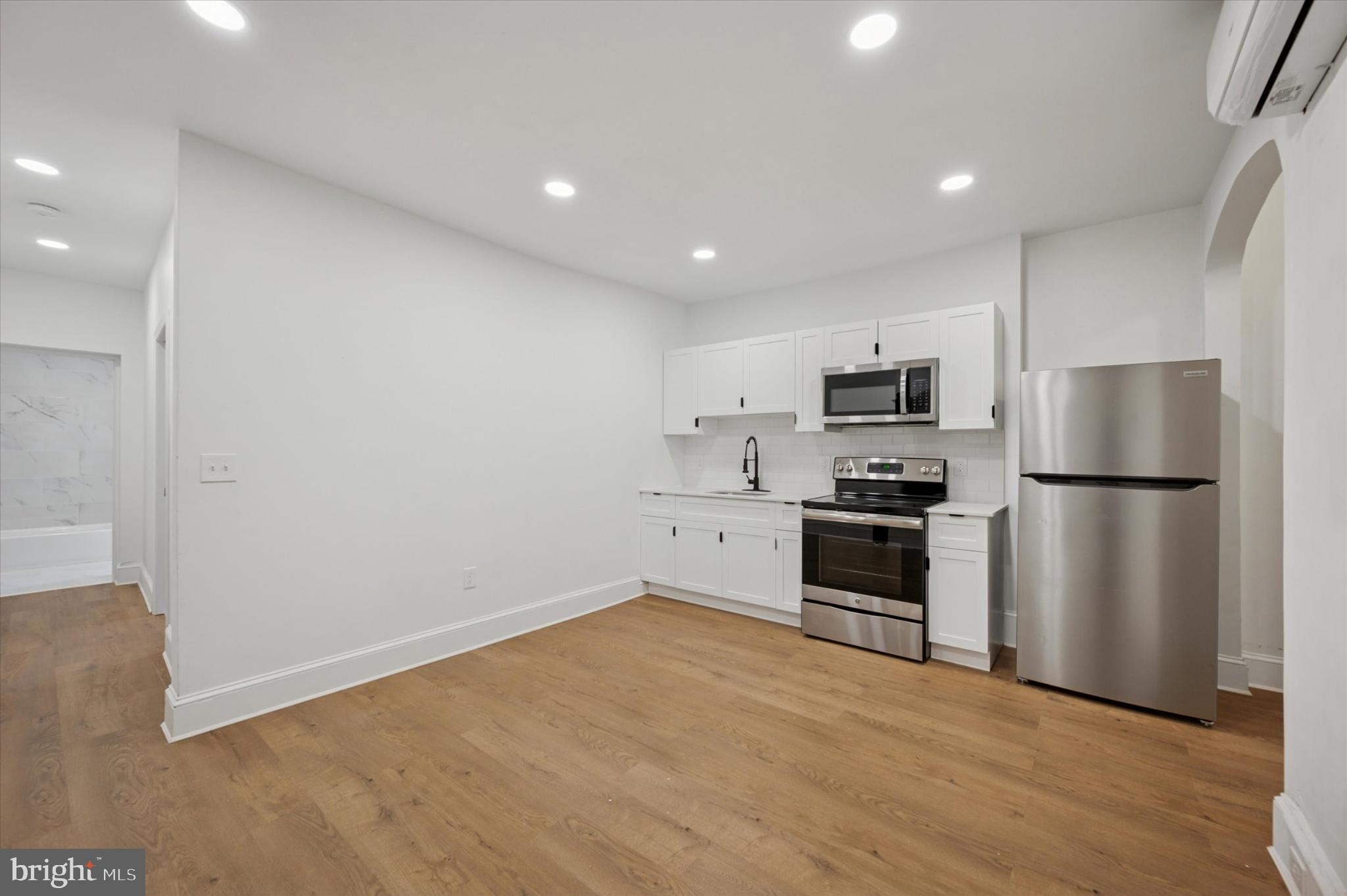 FRANCISVILLE - Residential Lease