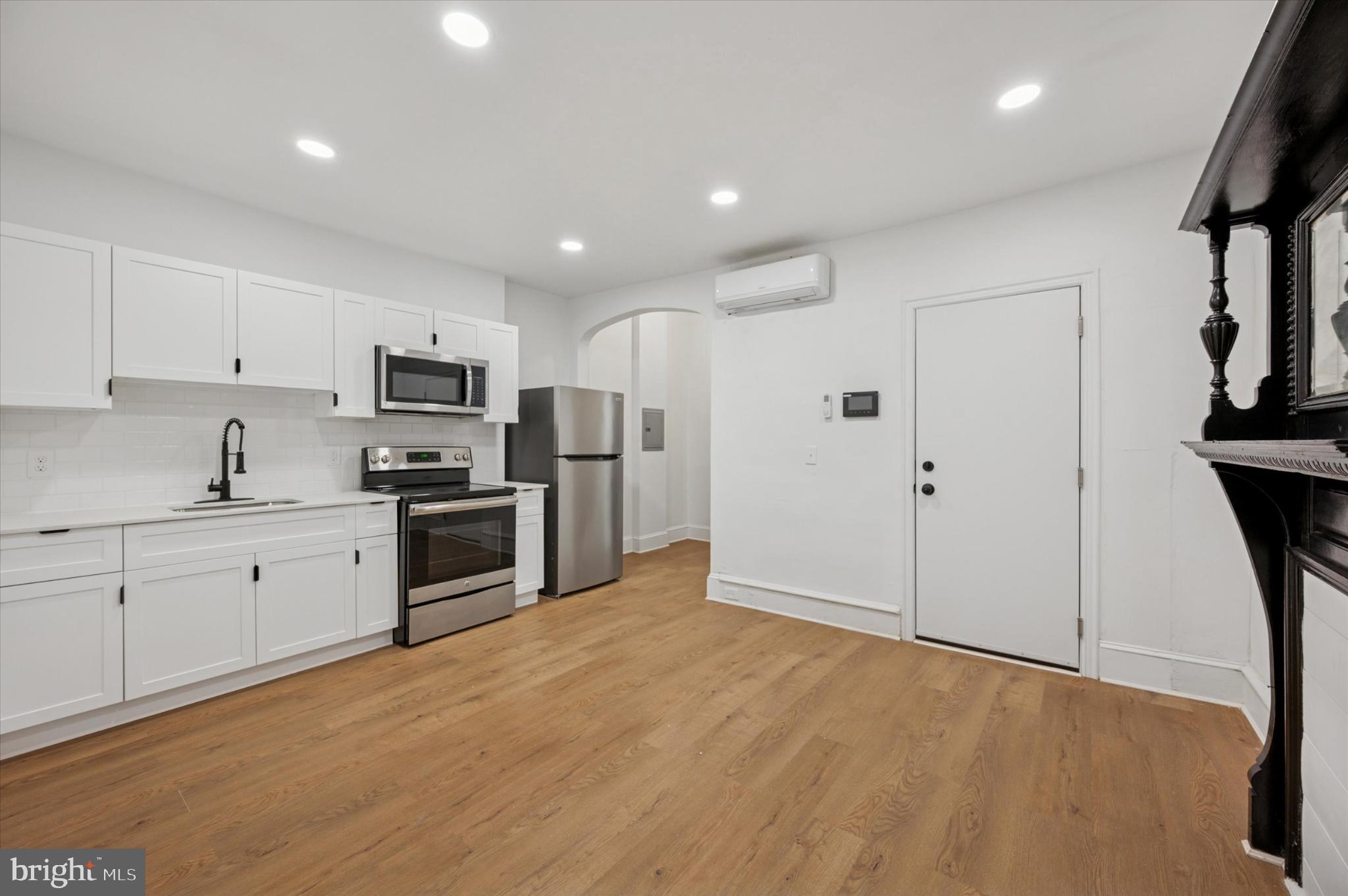 FRANCISVILLE - Residential Lease