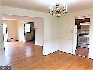 EAST BARCROFT - Residential Lease