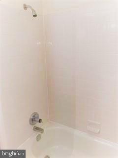 EAST BARCROFT - Residential Lease