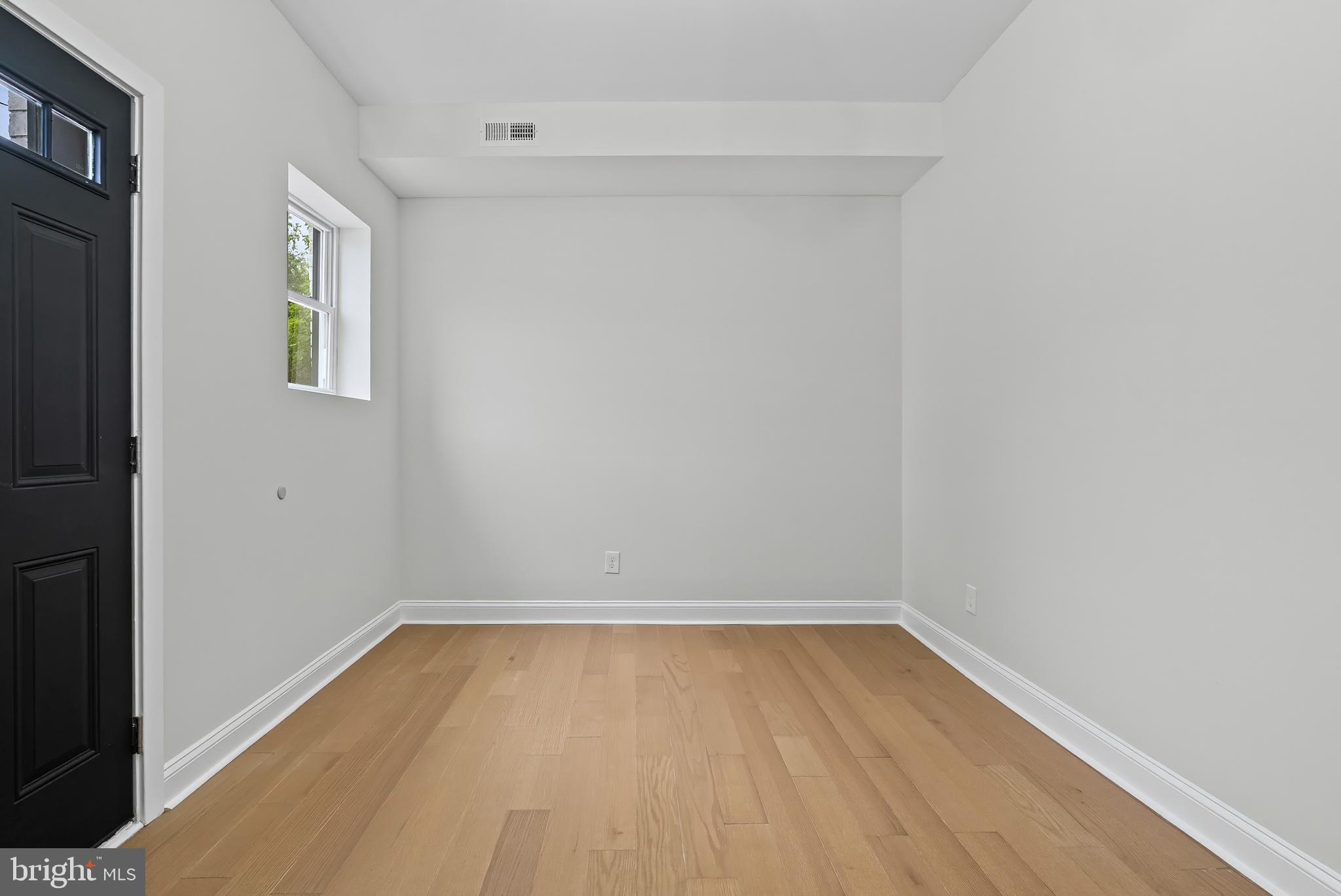 WEST ARLINGTON - Residential