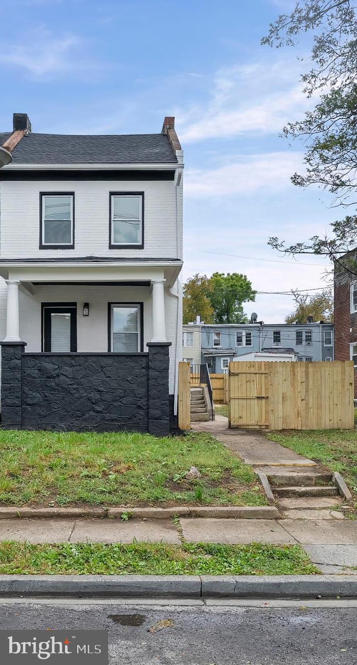 WEST ARLINGTON - Residential